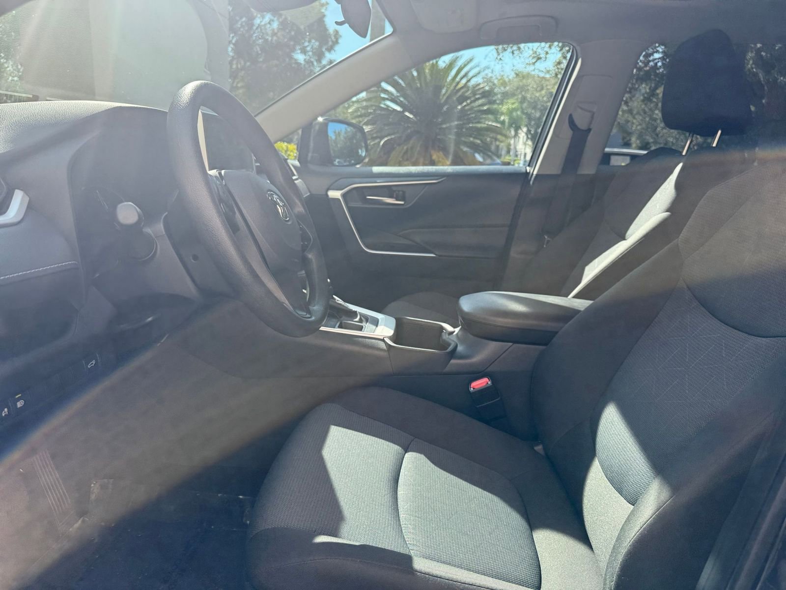 Thumbnail: 2025 Toyota RAV4 - 21