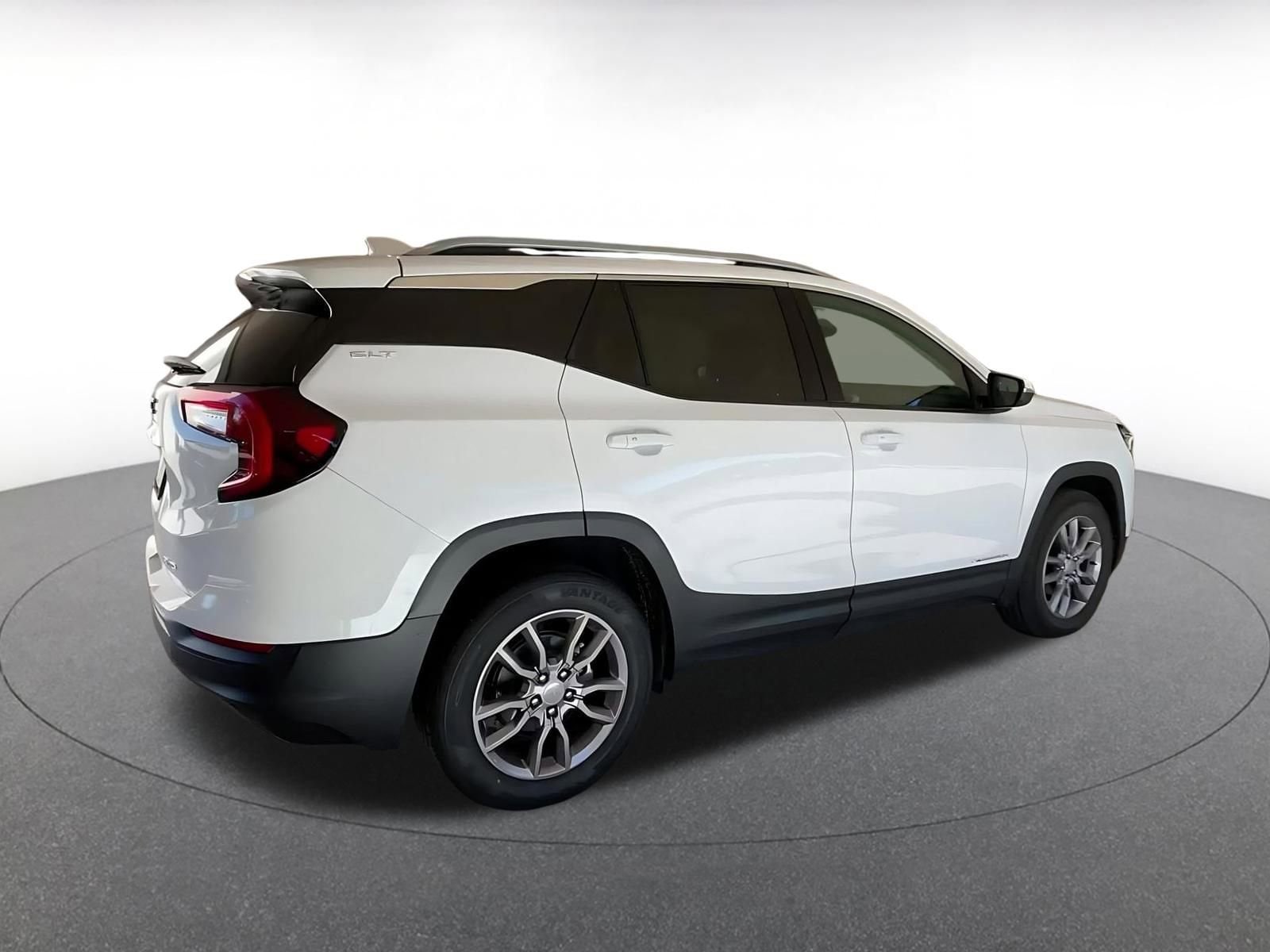 Thumbnail: 2024 GMC Terrain - 15