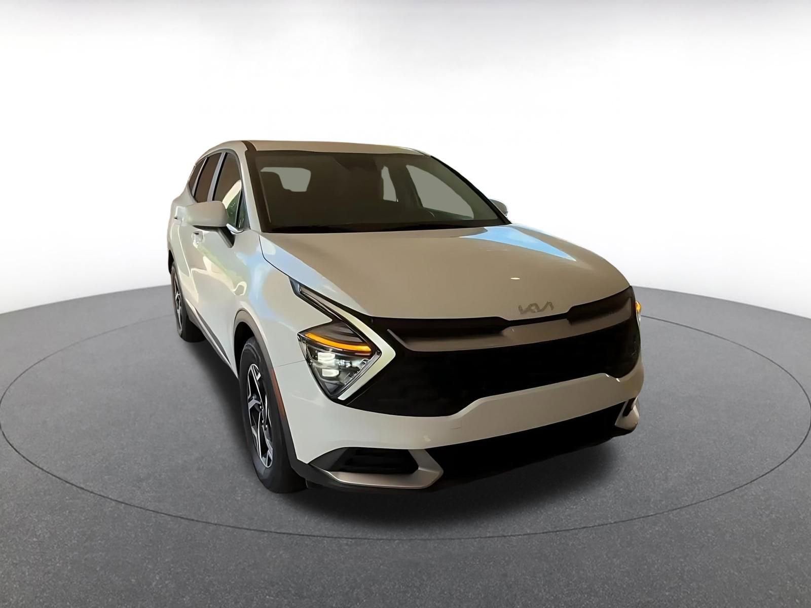 Thumbnail: 2025 Kia Sportage - 3