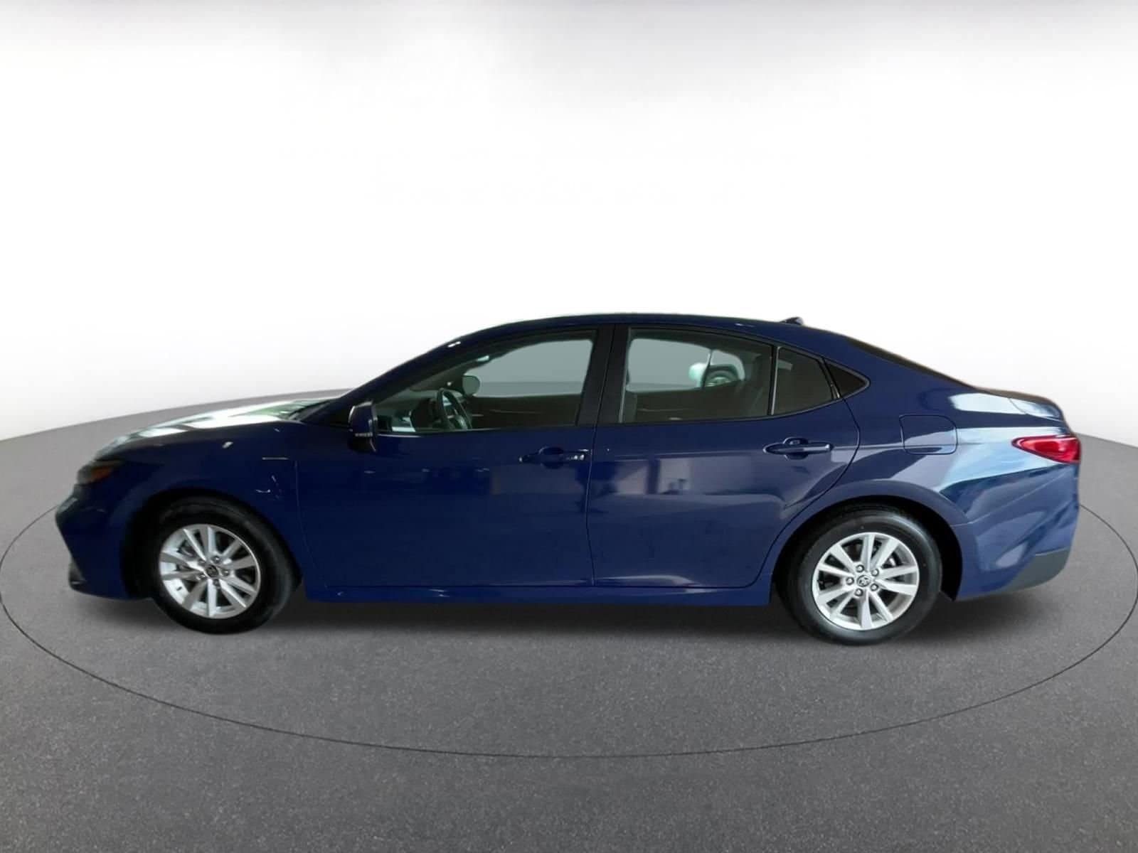 Thumbnail: 2025 Toyota Camry - 8