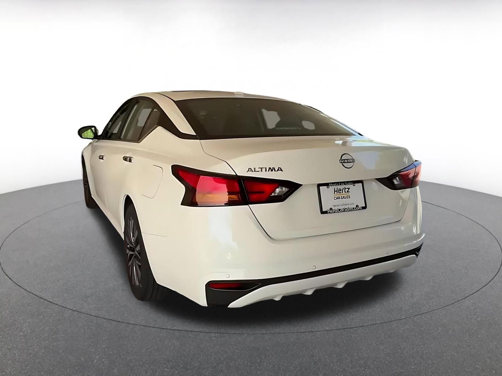 Thumbnail: 2025 Nissan Altima - 10