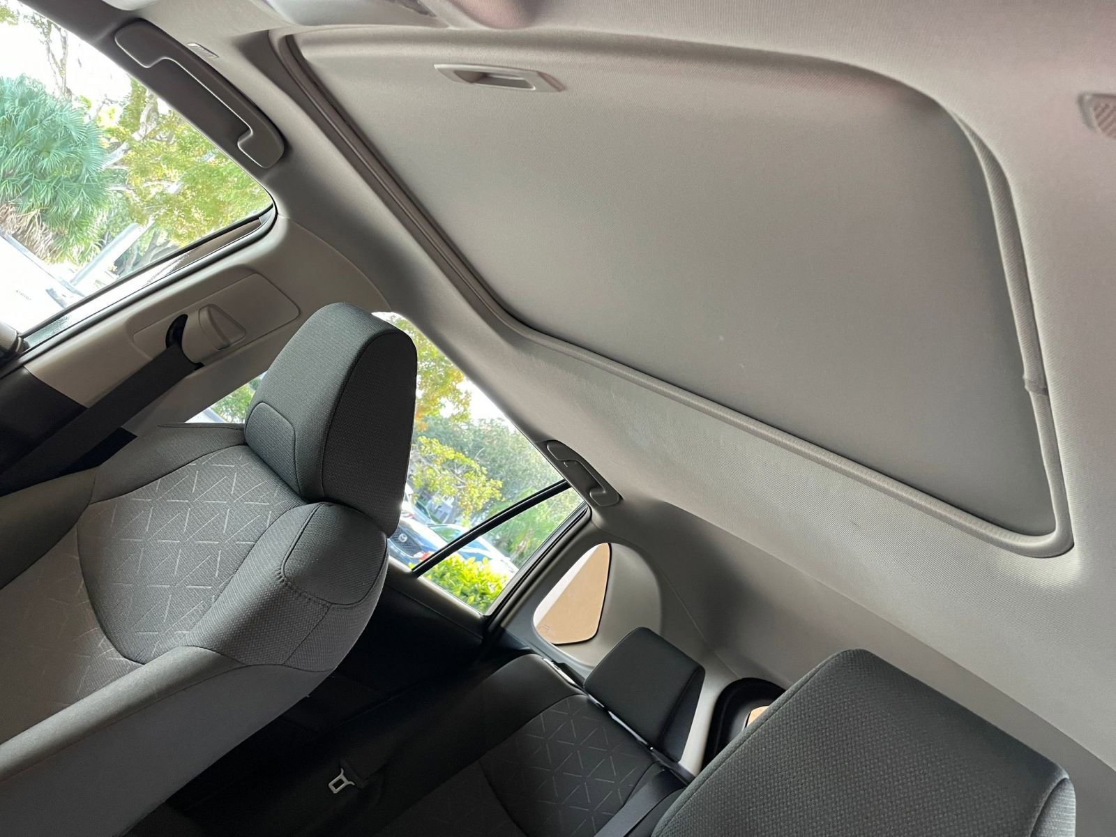 Thumbnail: 2025 Toyota RAV4 - 29