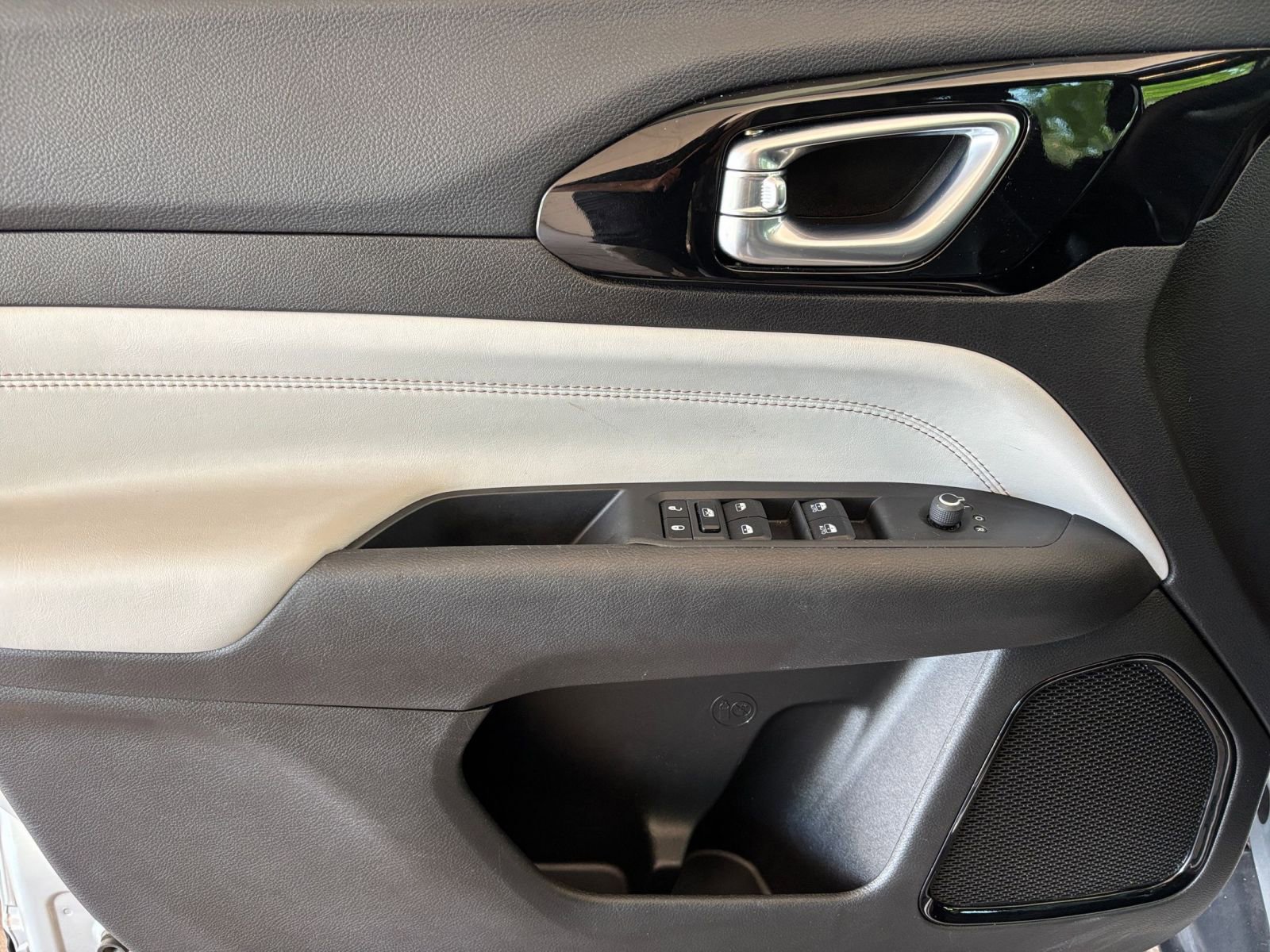Thumbnail: 2025 Jeep Compass - 18