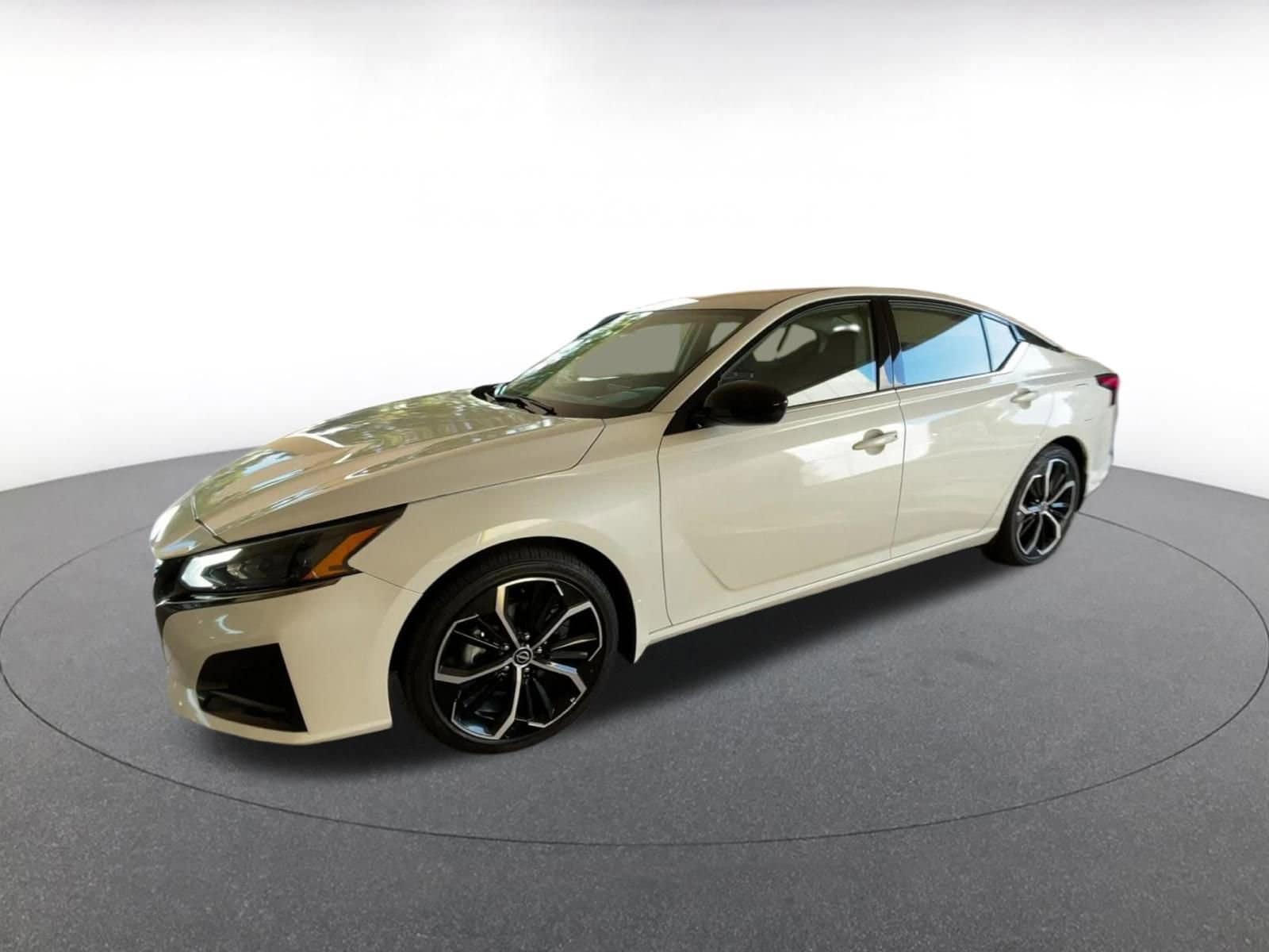 Thumbnail: 2025 Nissan Altima - 8