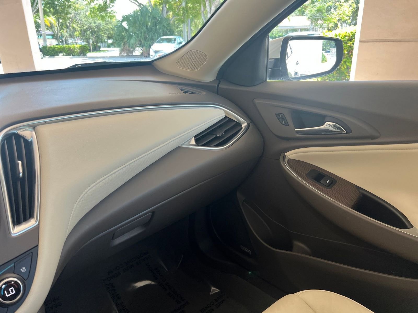 Thumbnail: 2024 Chevrolet Malibu - 29