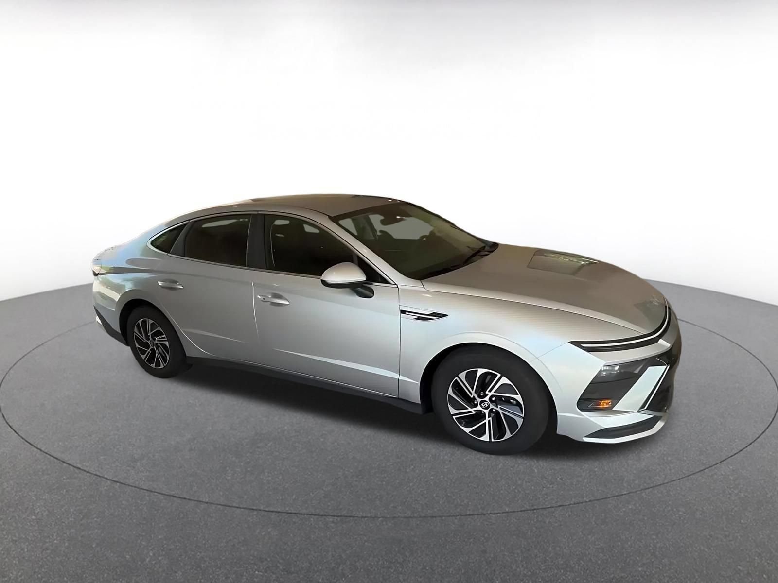 Thumbnail: 2026 Hyundai Sonata - 2
