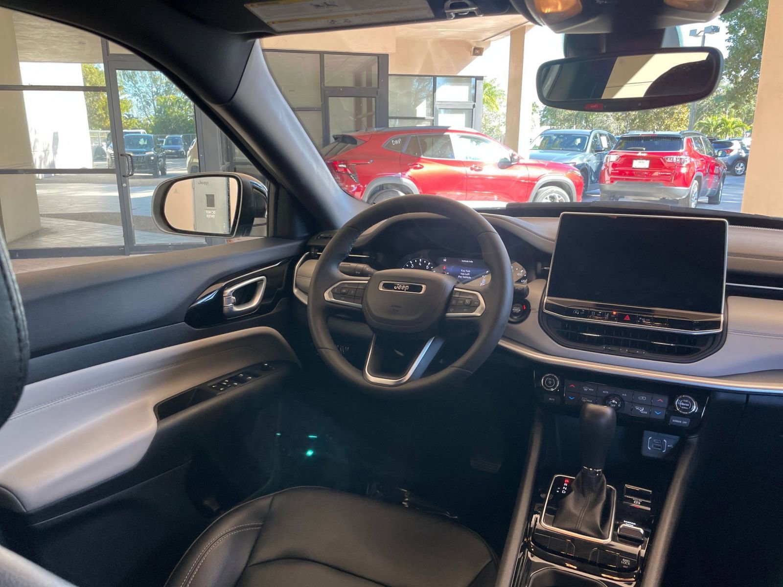 Thumbnail: 2025 Jeep Compass - 28