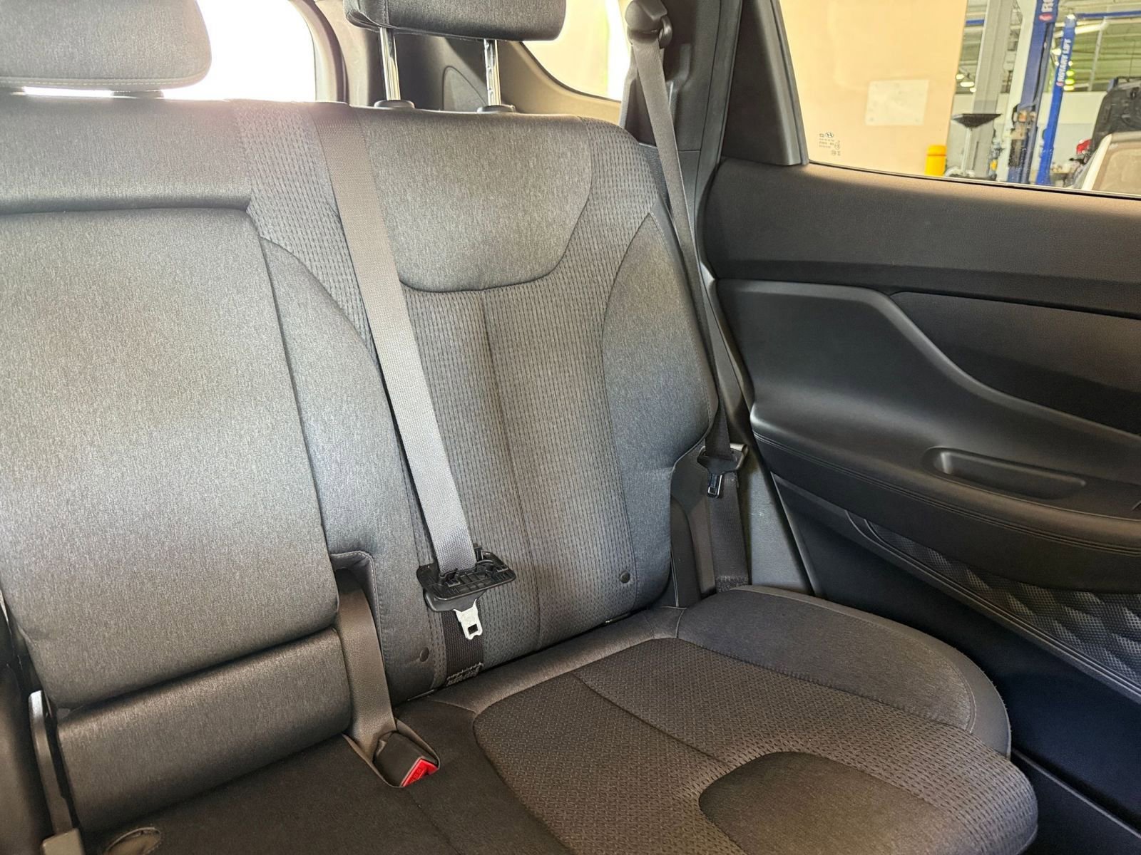 Thumbnail: 2023 Hyundai Santa Fe - 31