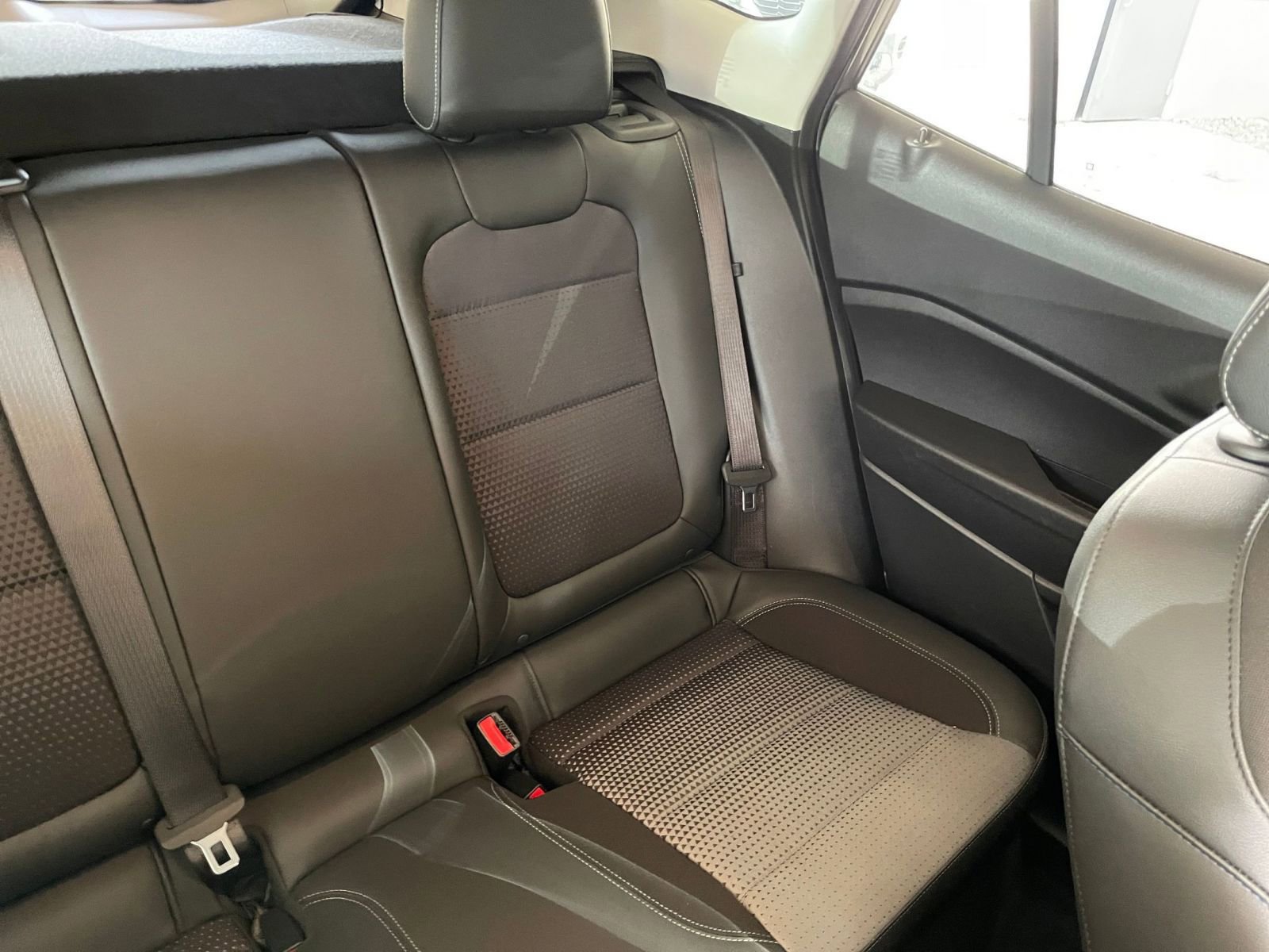 Thumbnail: 2025 Chevrolet Trax - 35