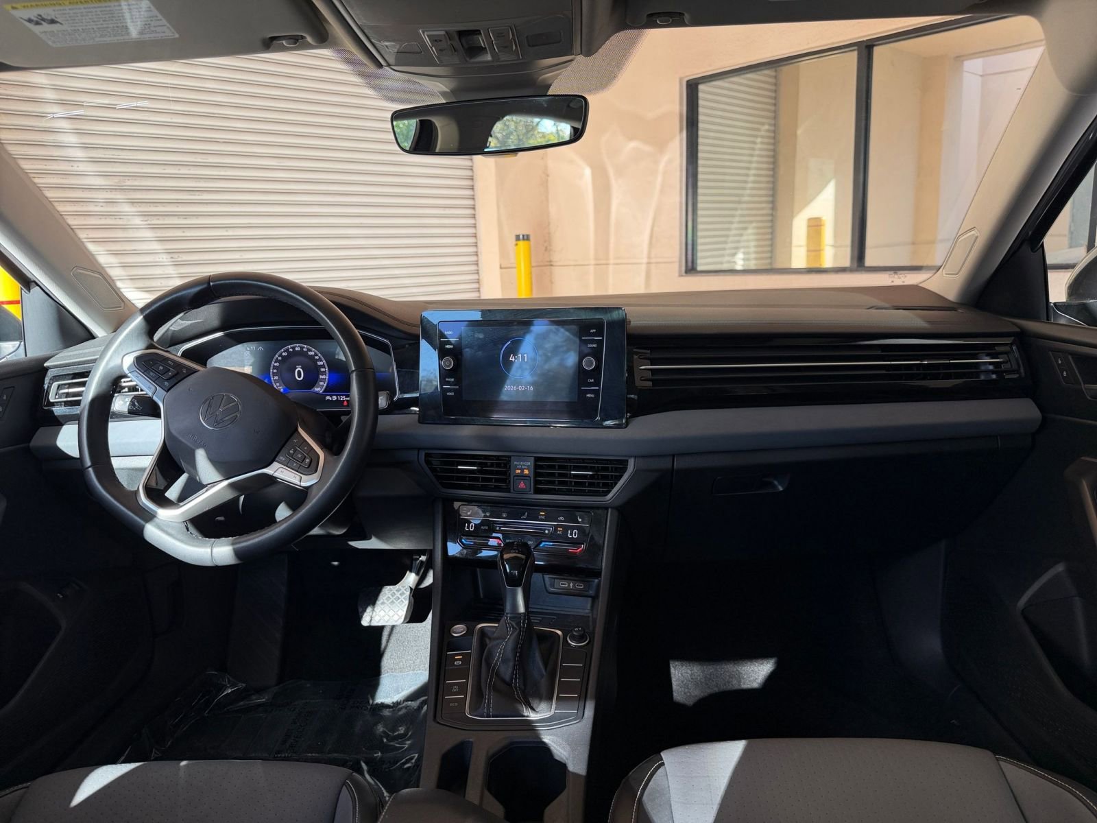 Thumbnail: 2025 Volkswagen Jetta - 29