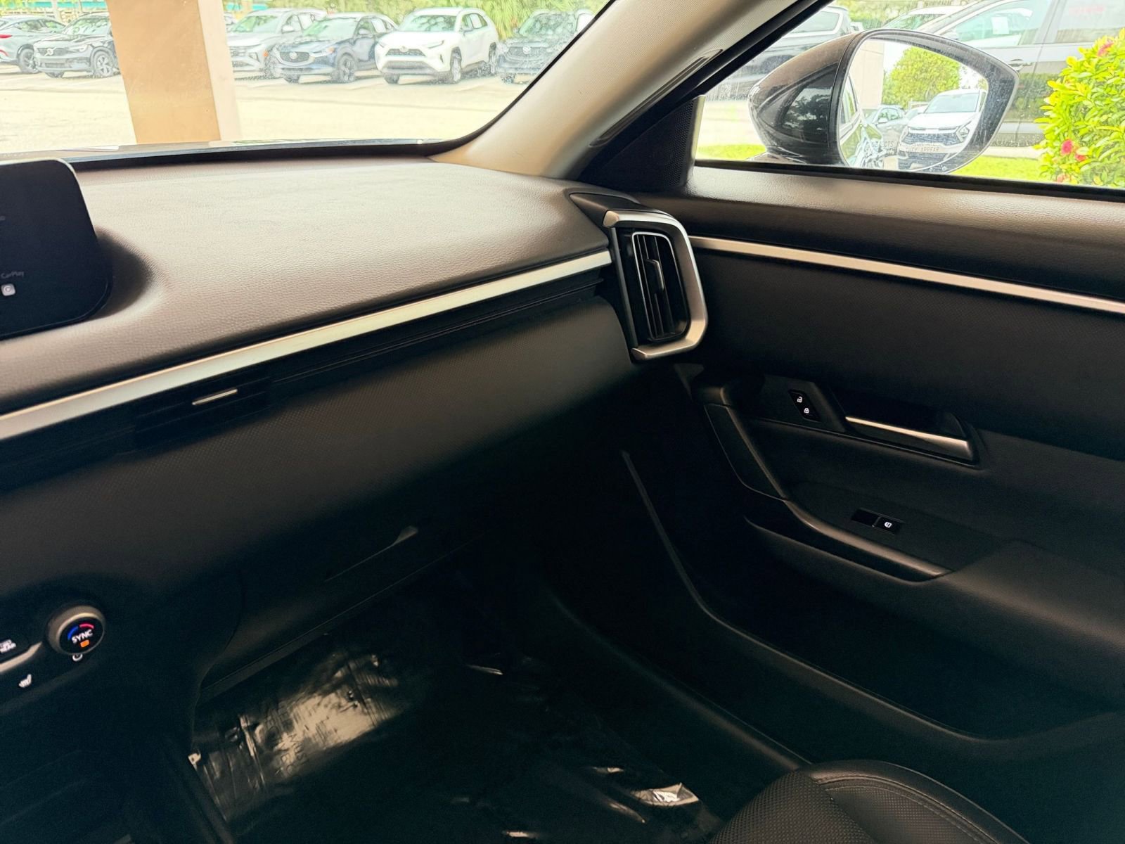 Thumbnail: 2025 Mazda CX-50 - 29