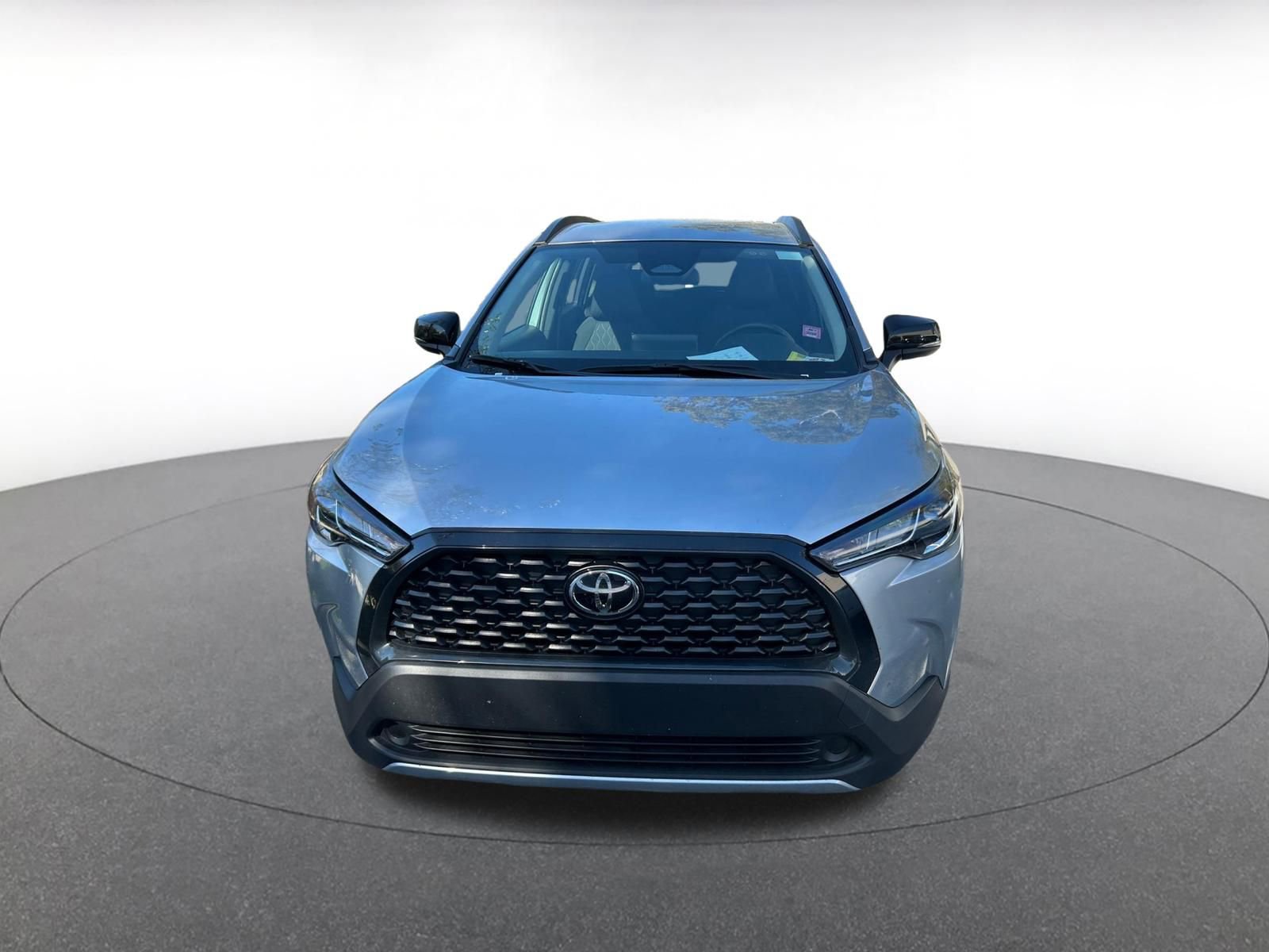 Thumbnail: 2025 Toyota Corolla Cross - 4