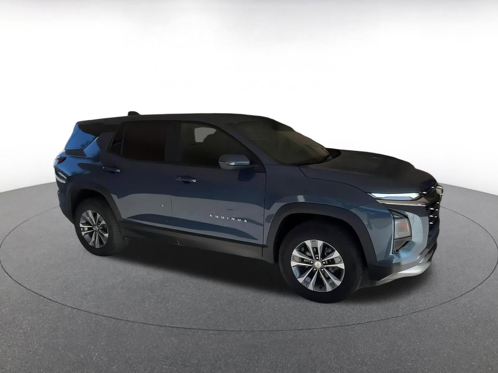 Thumbnail: 2025 Chevrolet Equinox - 2