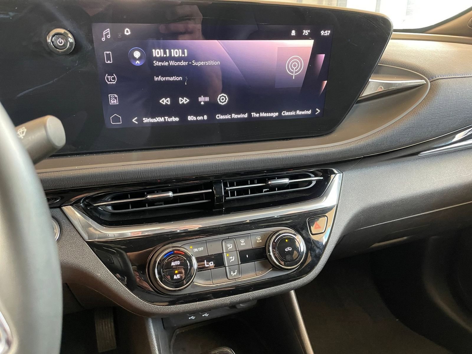 Thumbnail: 2025 Buick Envista - 18