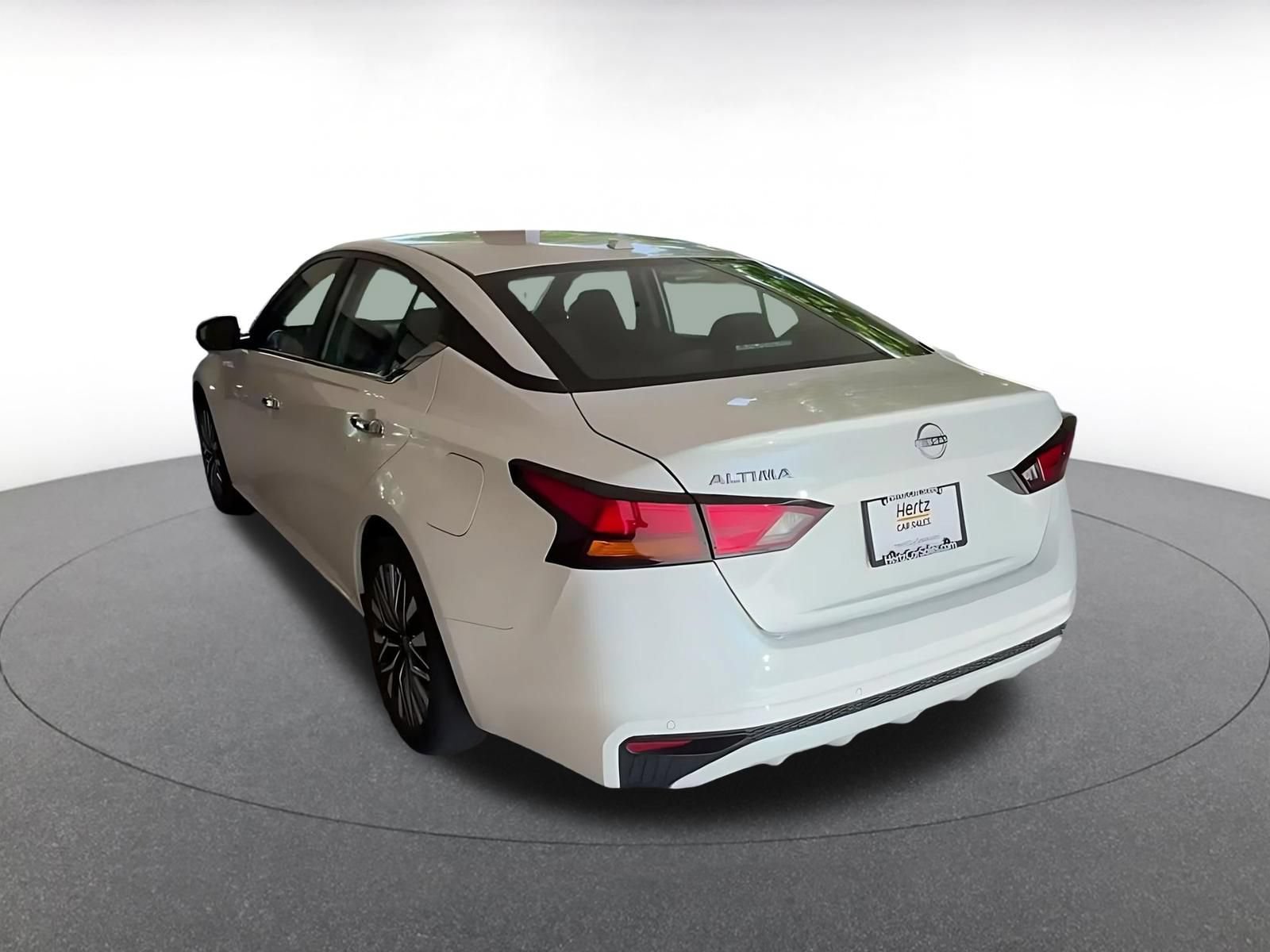 Thumbnail: 2025 Nissan Altima - 14