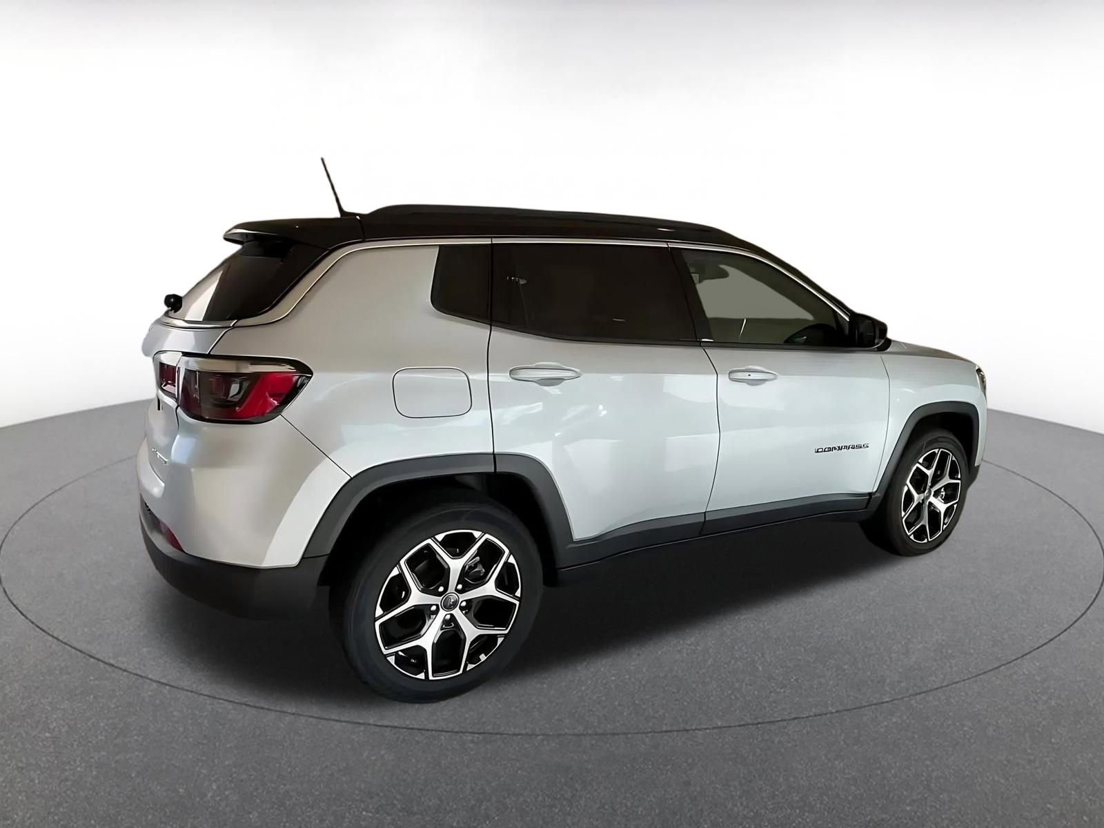 Thumbnail: 2025 Jeep Compass - 15