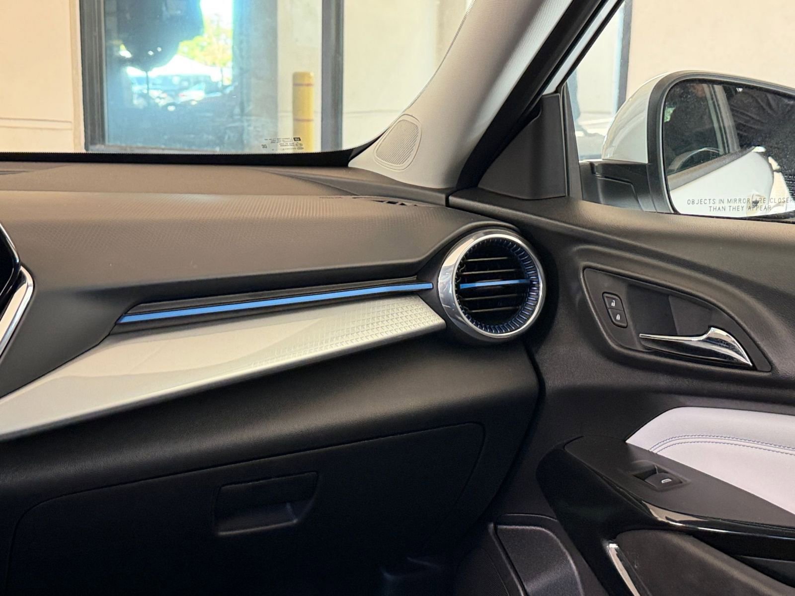 Thumbnail: 2025 Chevrolet Trax - 29