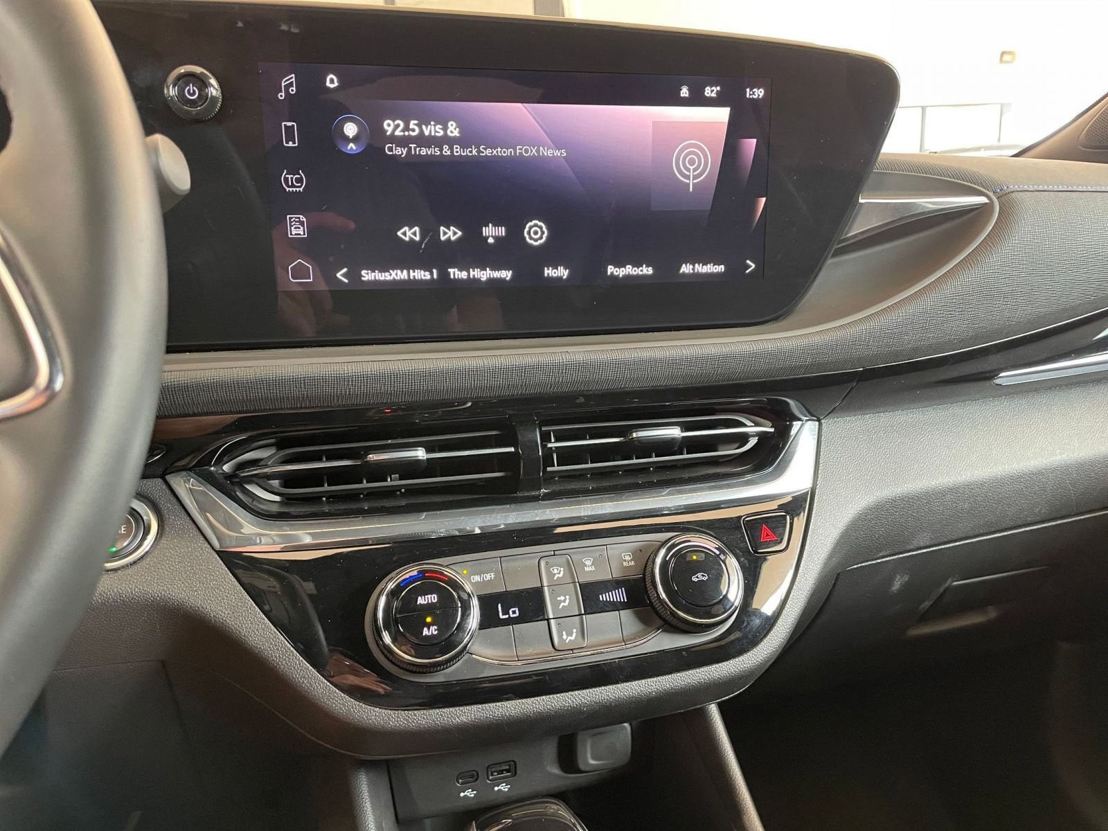 Thumbnail: 2025 Buick Envista - 18