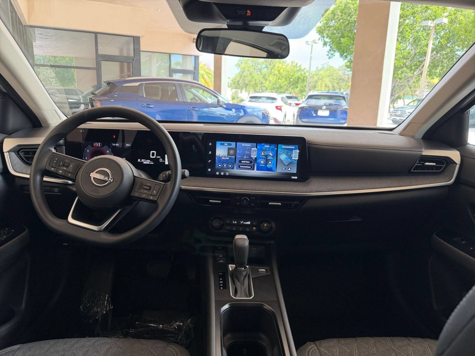 Thumbnail: 2026 Nissan Kicks - 28