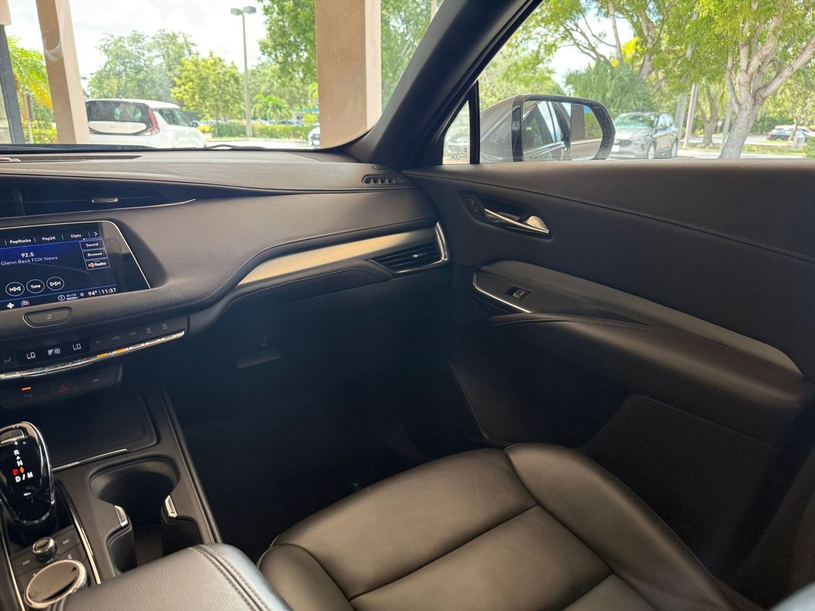 Thumbnail: 2023 Cadillac XT4 - 29