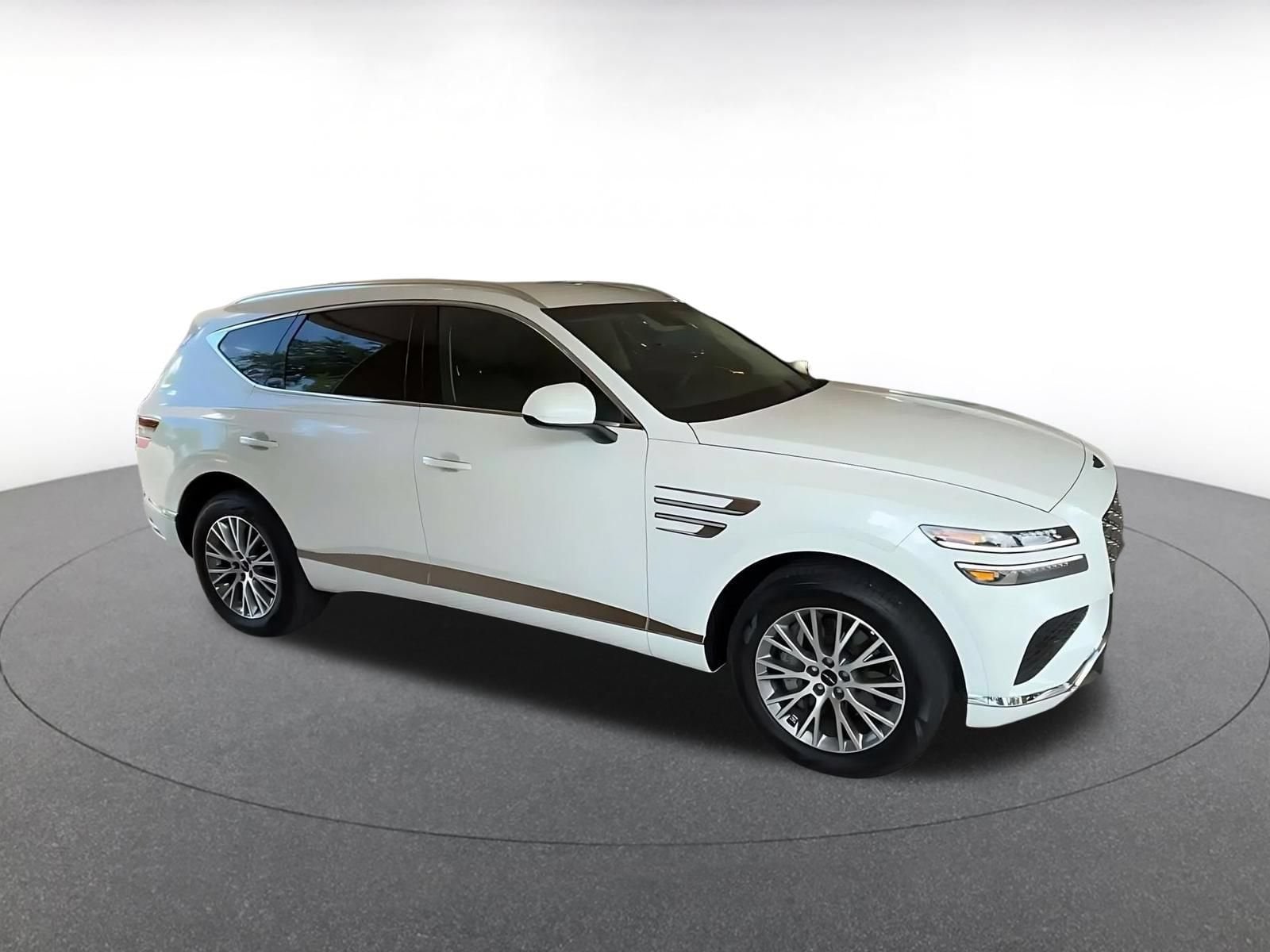 Thumbnail: 2026 Genesis GV80 - 2