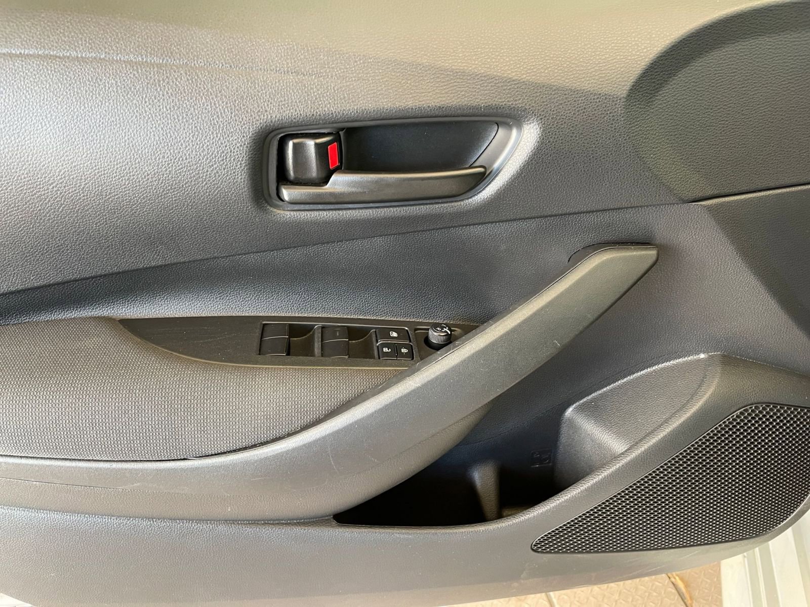 Thumbnail: 2025 Toyota Corolla - 20