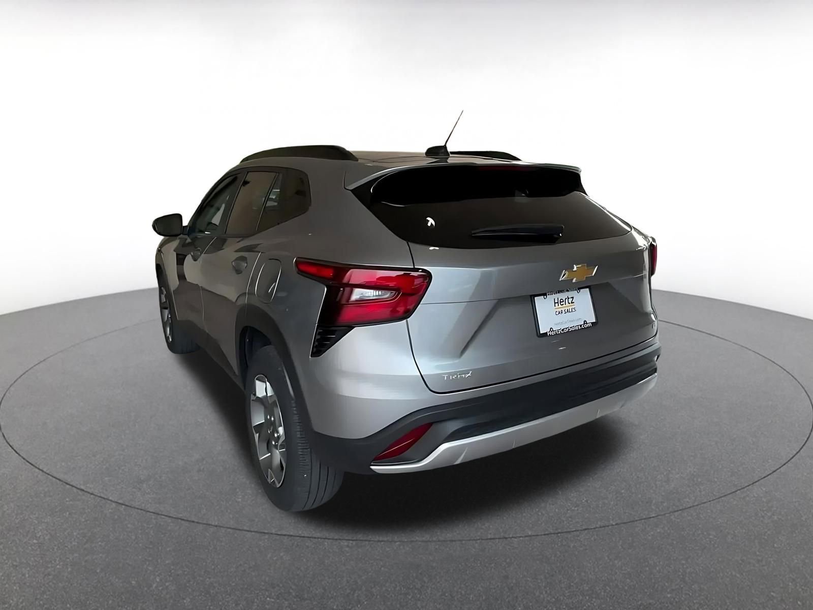 Thumbnail: 2025 Chevrolet Trax - 11