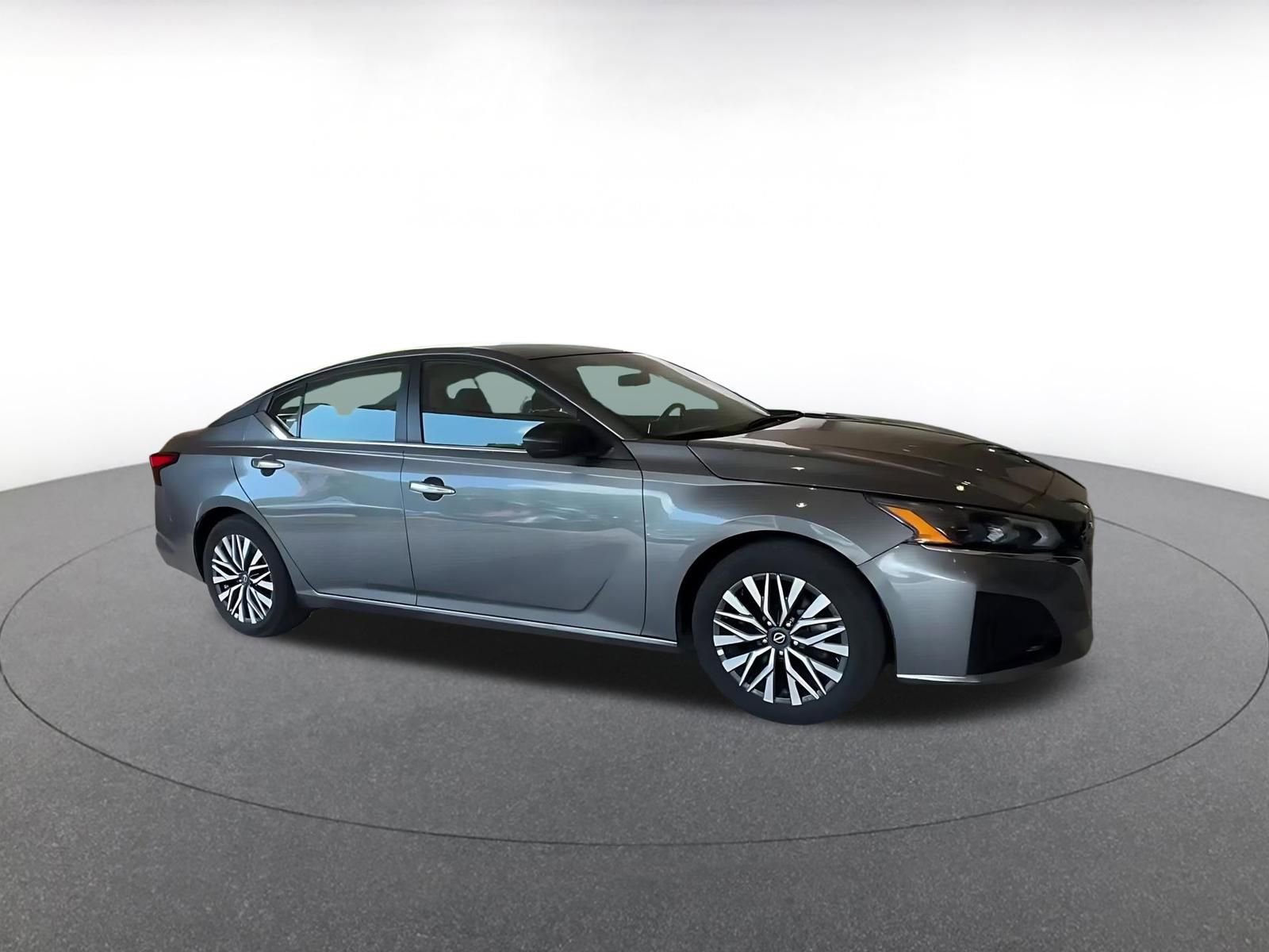Thumbnail: 2025 Nissan Altima - 2