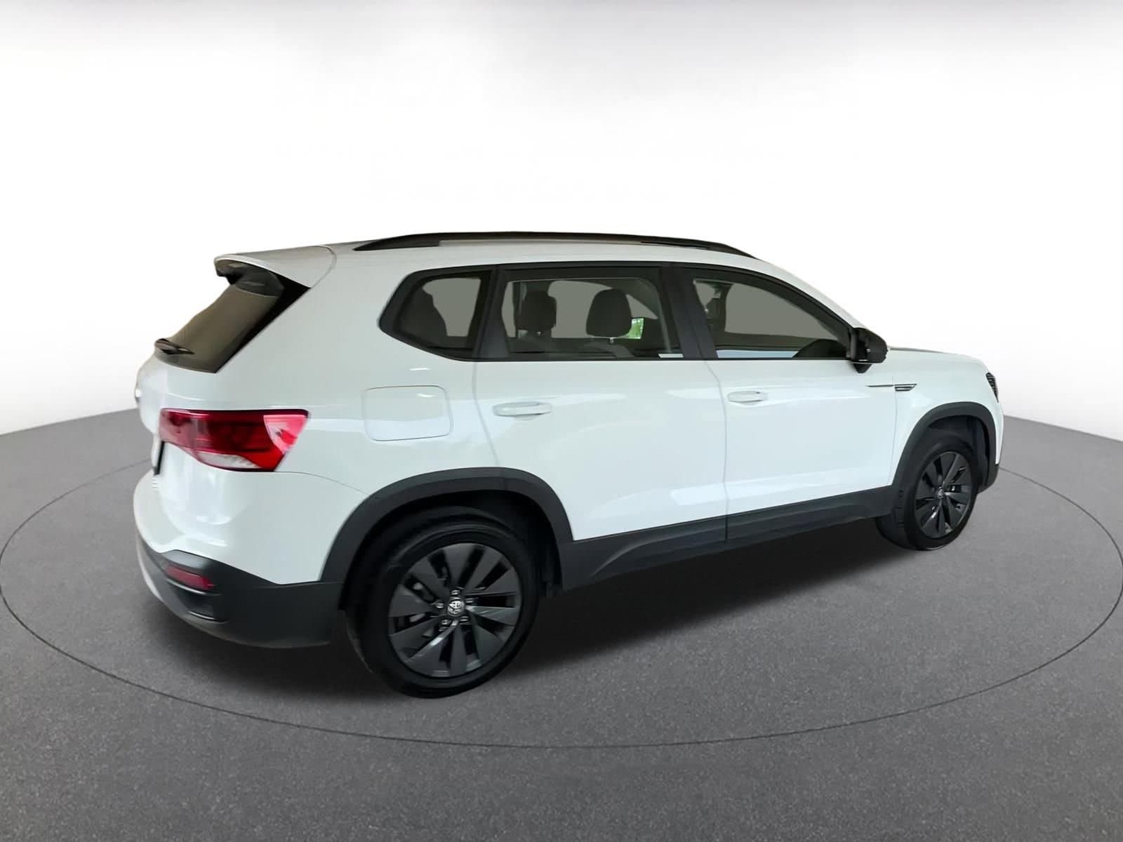 2024 Volkswagen Taos S 12