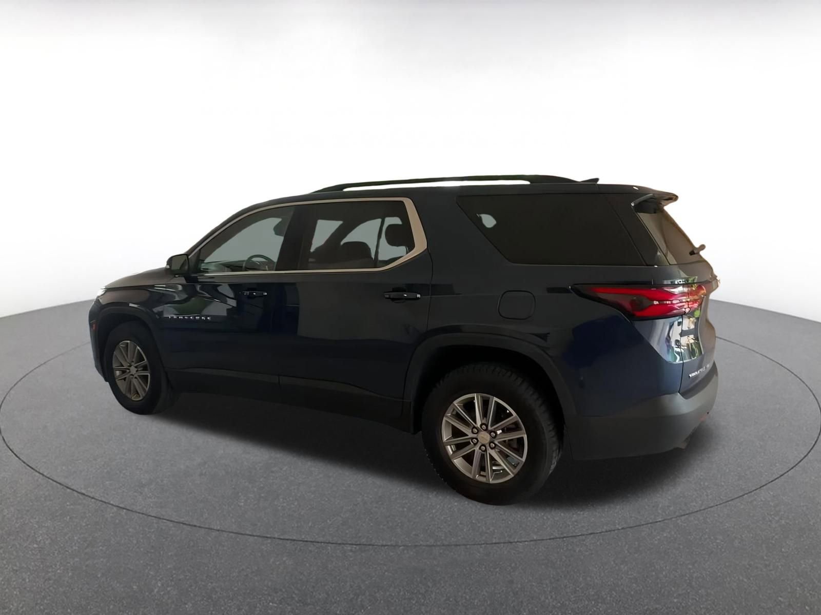 Thumbnail: 2023 Chevrolet Traverse - 8