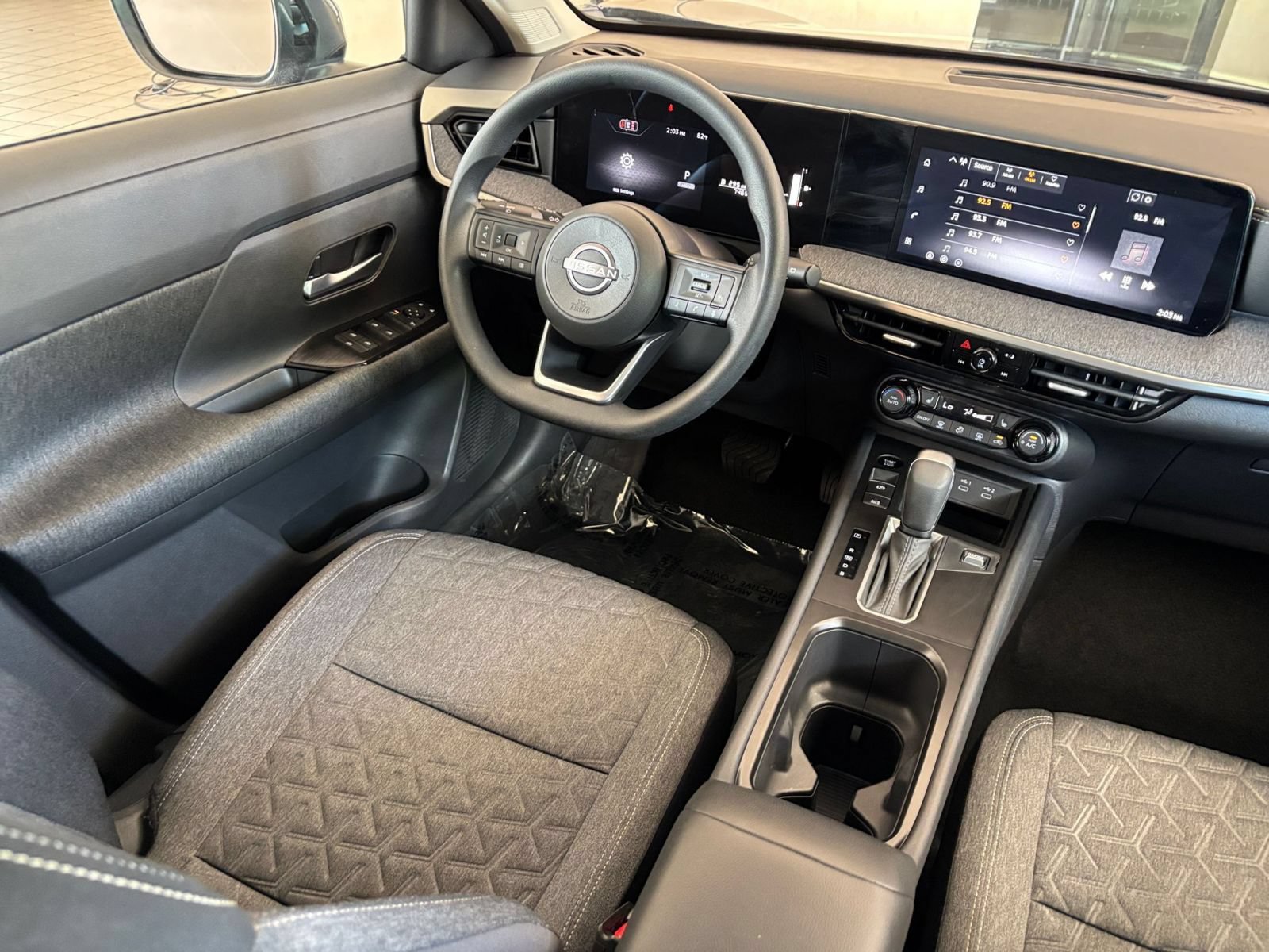 Thumbnail: 2026 Nissan Kicks - 33