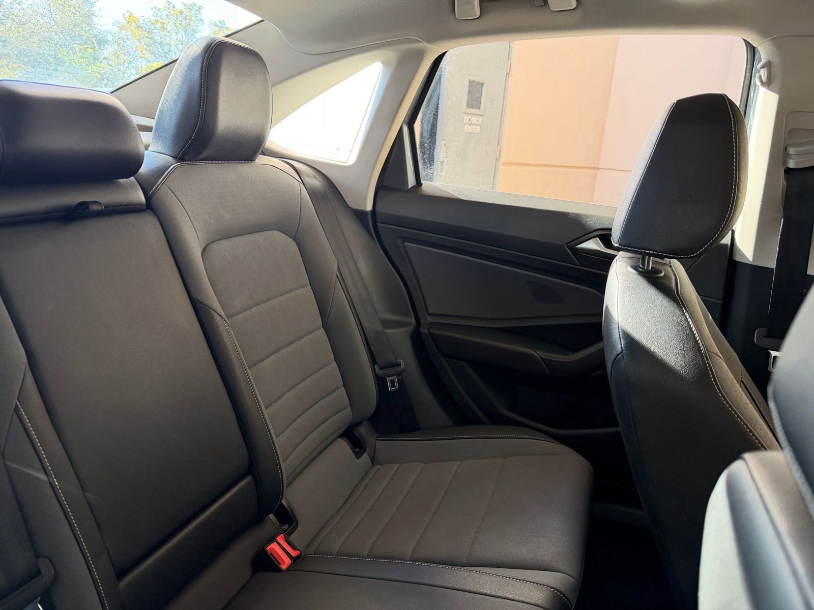 Thumbnail: 2025 Volkswagen Jetta - 33