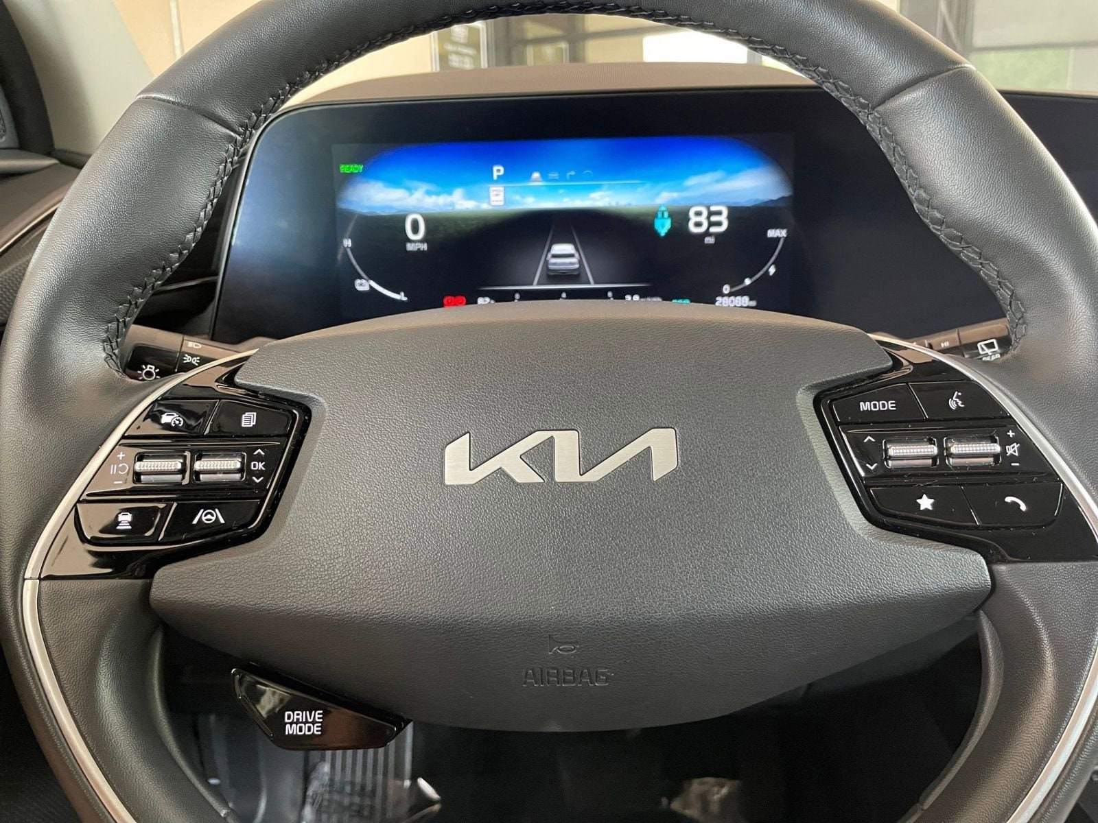 Thumbnail: 2023 Kia Niro - 29