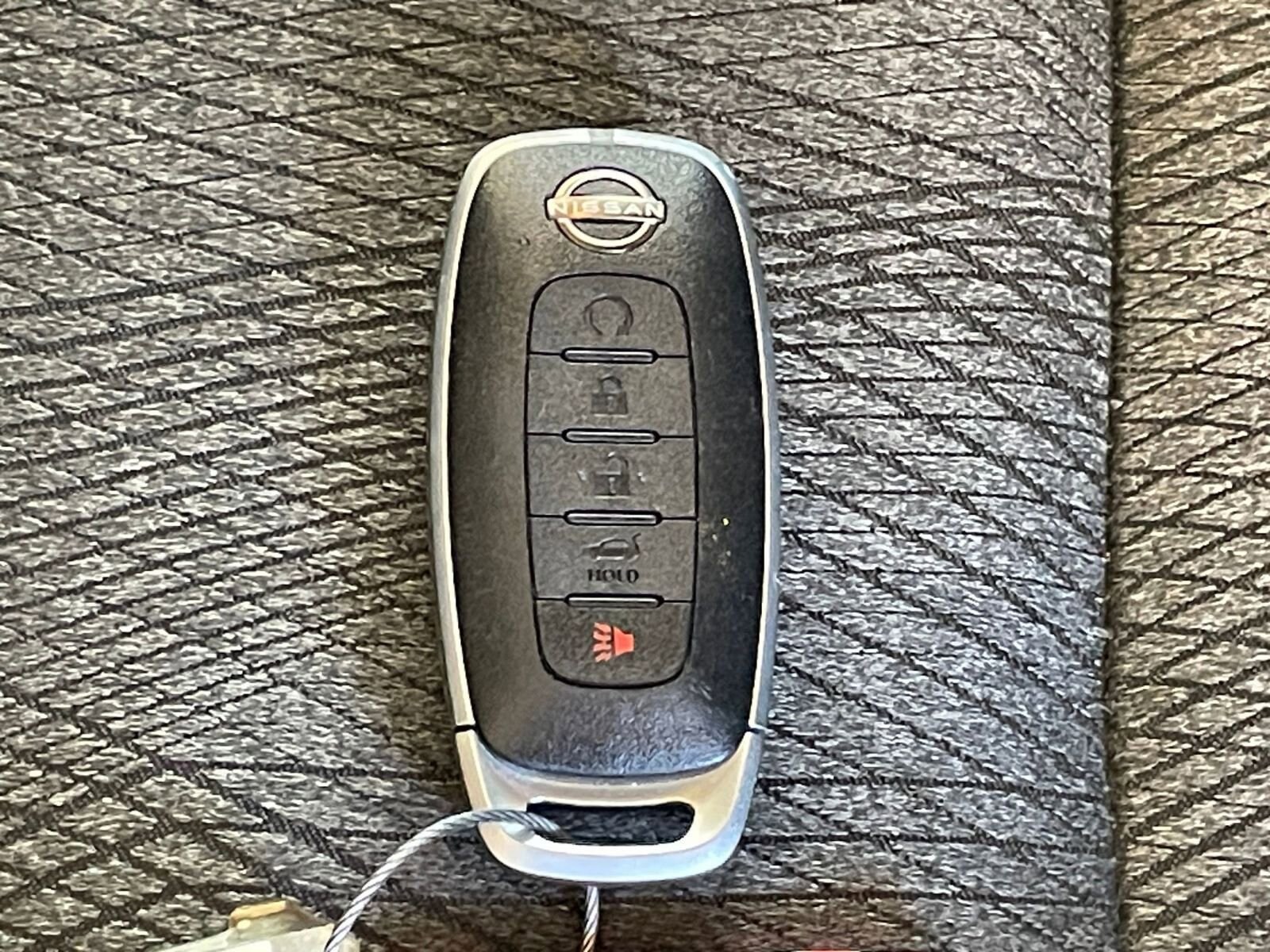 Thumbnail: 2025 Nissan Rogue - 25