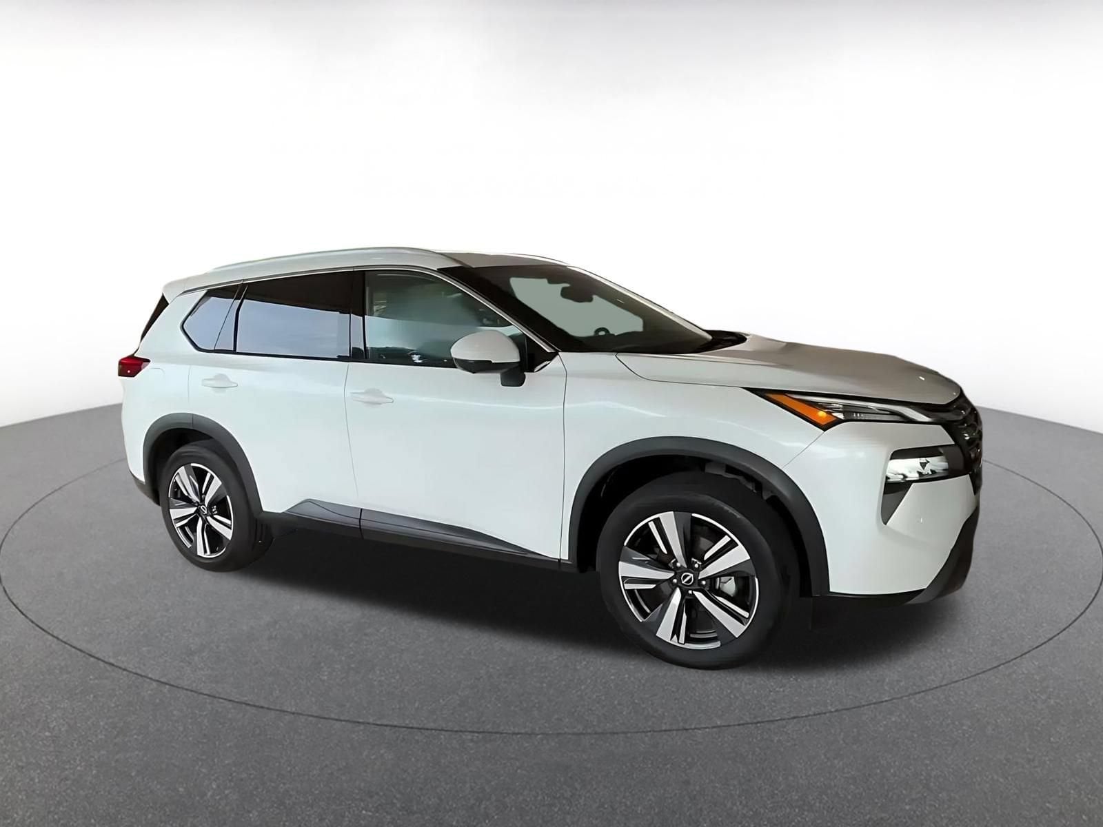 Thumbnail: 2026 Nissan Rogue - 2