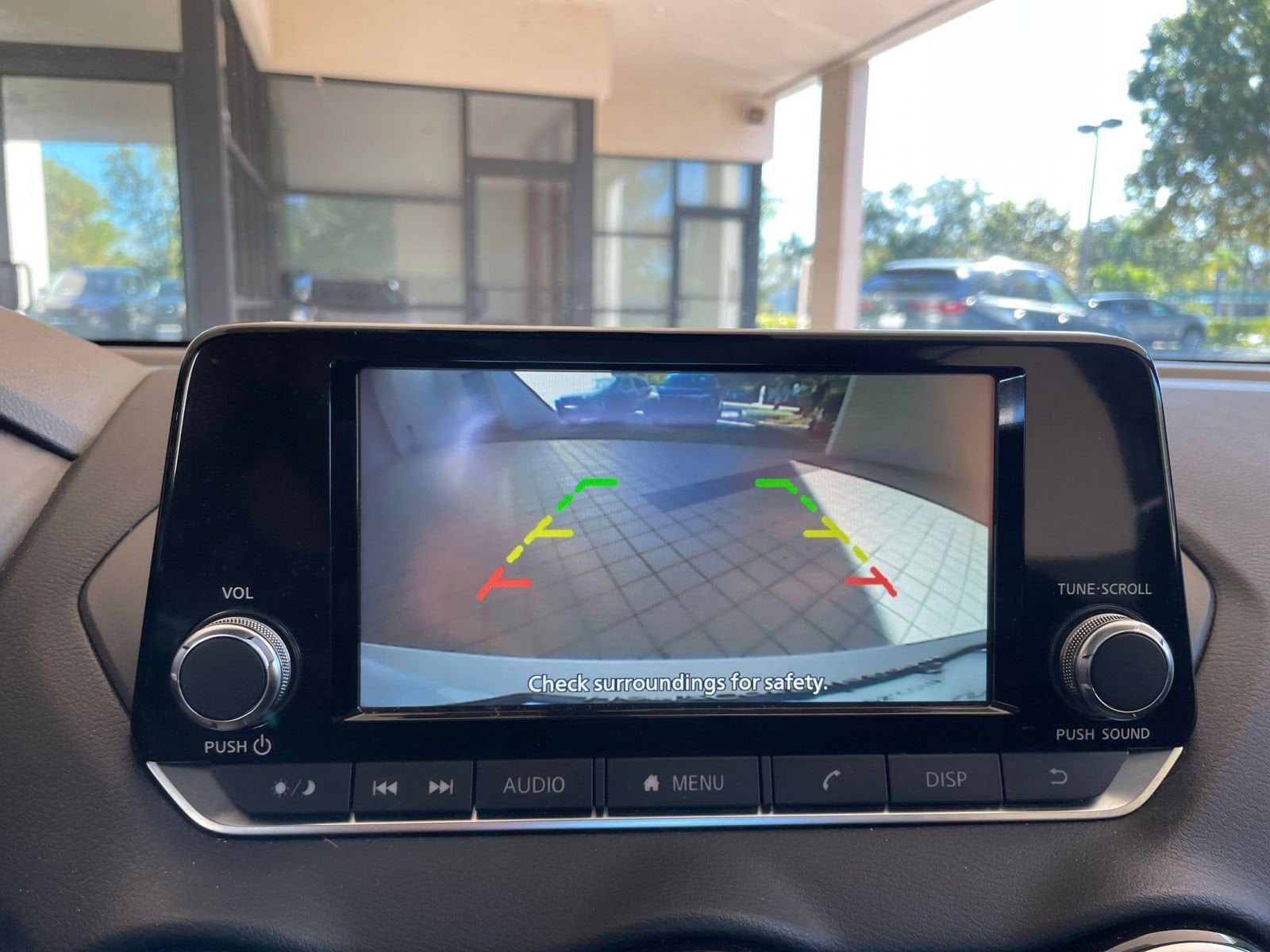 Thumbnail: 2025 Nissan Sentra - 17