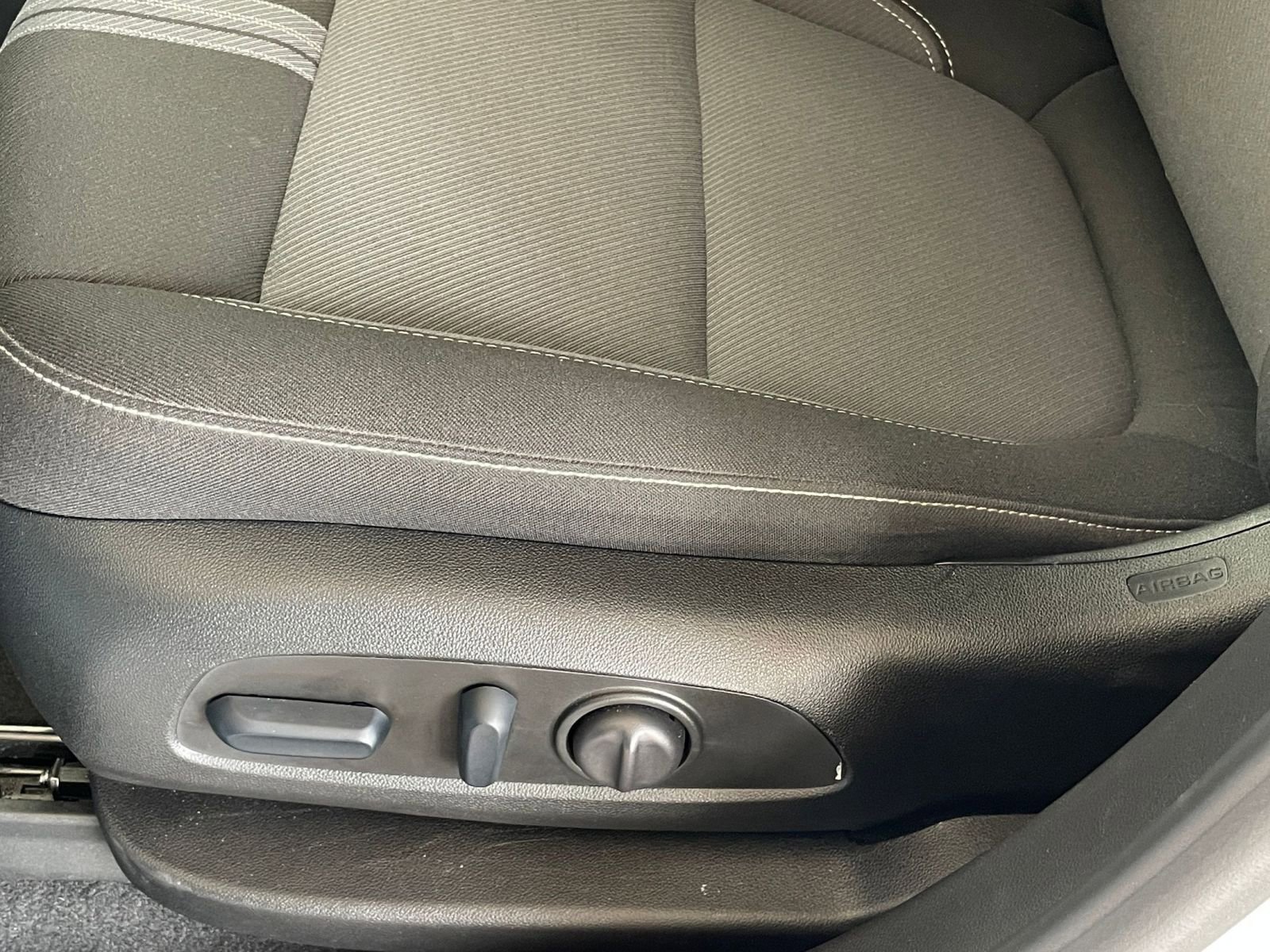 Thumbnail: 2025 Chevrolet Blazer - 23