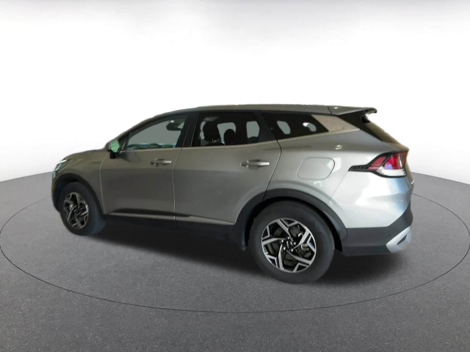 Thumbnail: 2025 Kia Sportage - 10