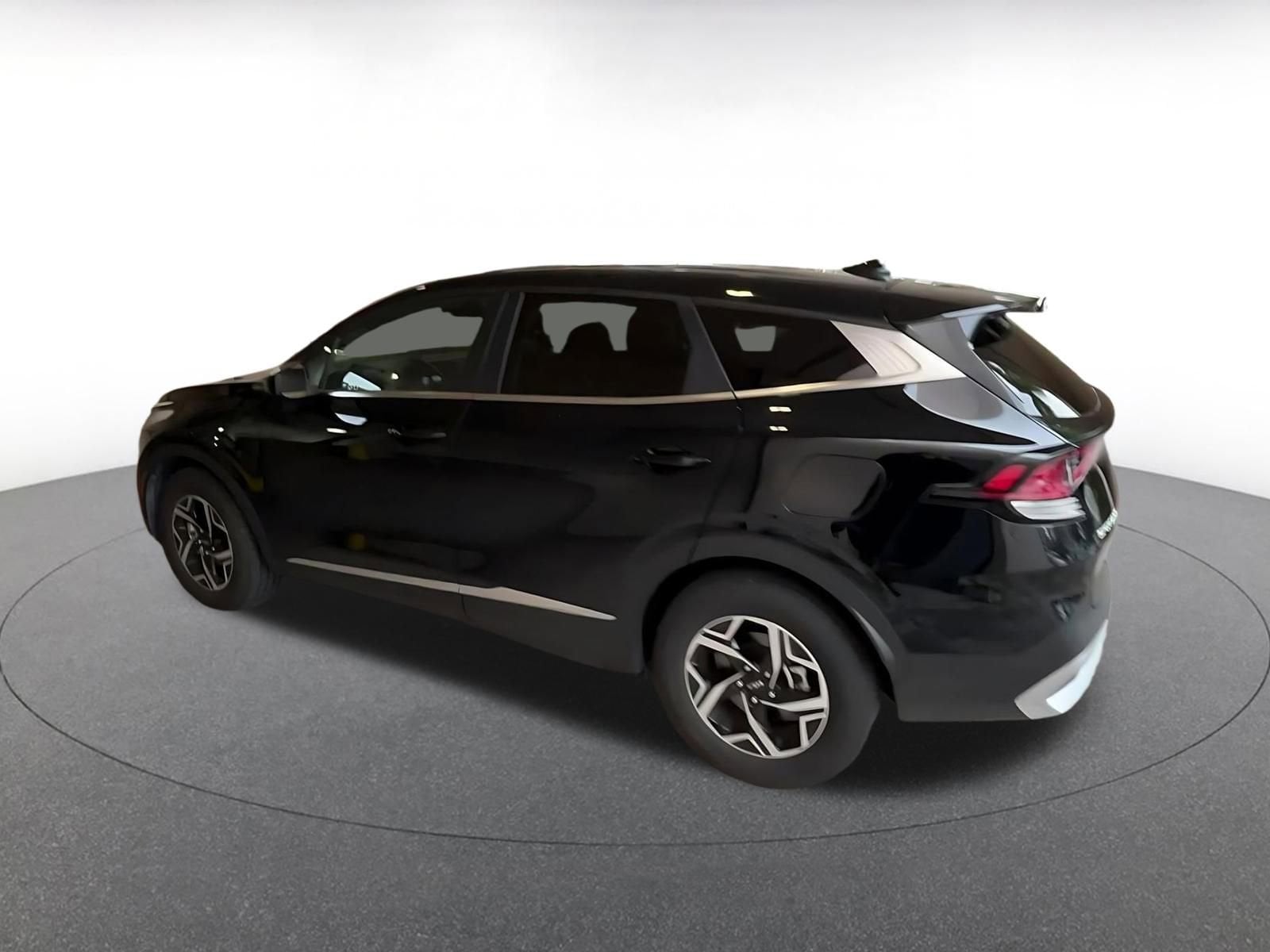 Thumbnail: 2025 Kia Sportage - 9