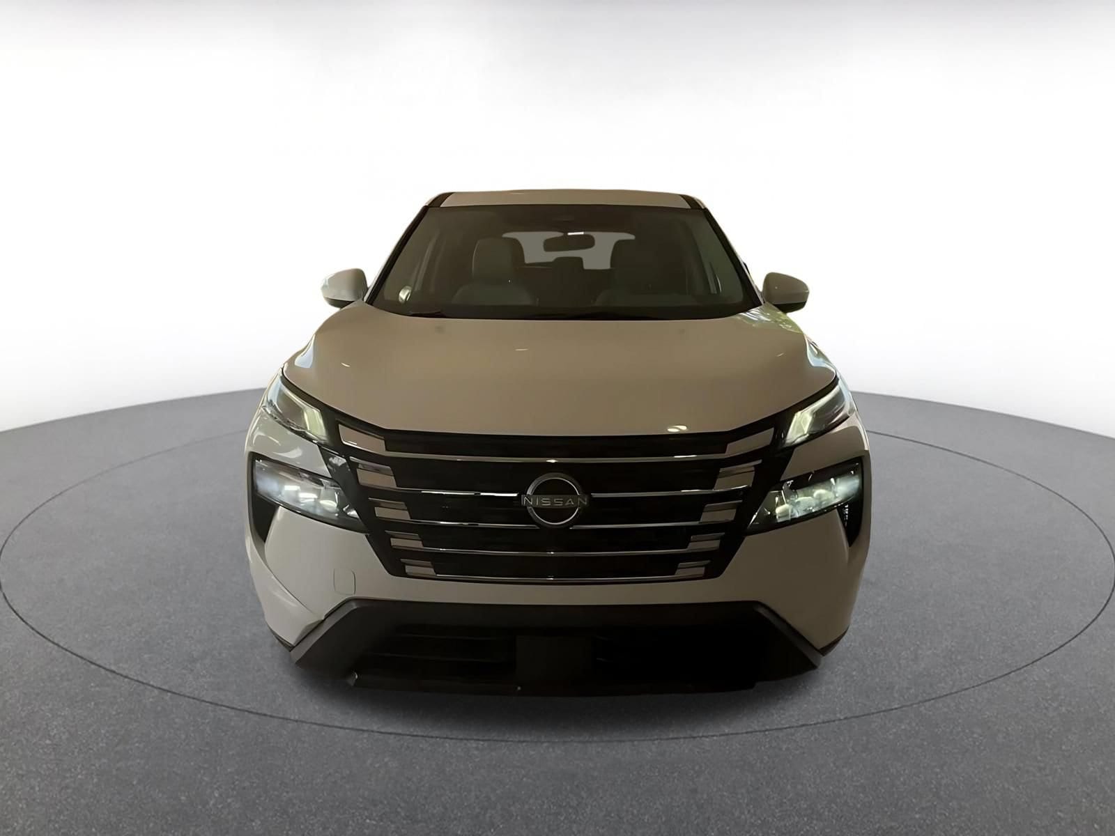 Thumbnail: 2025 Nissan Rogue - 4