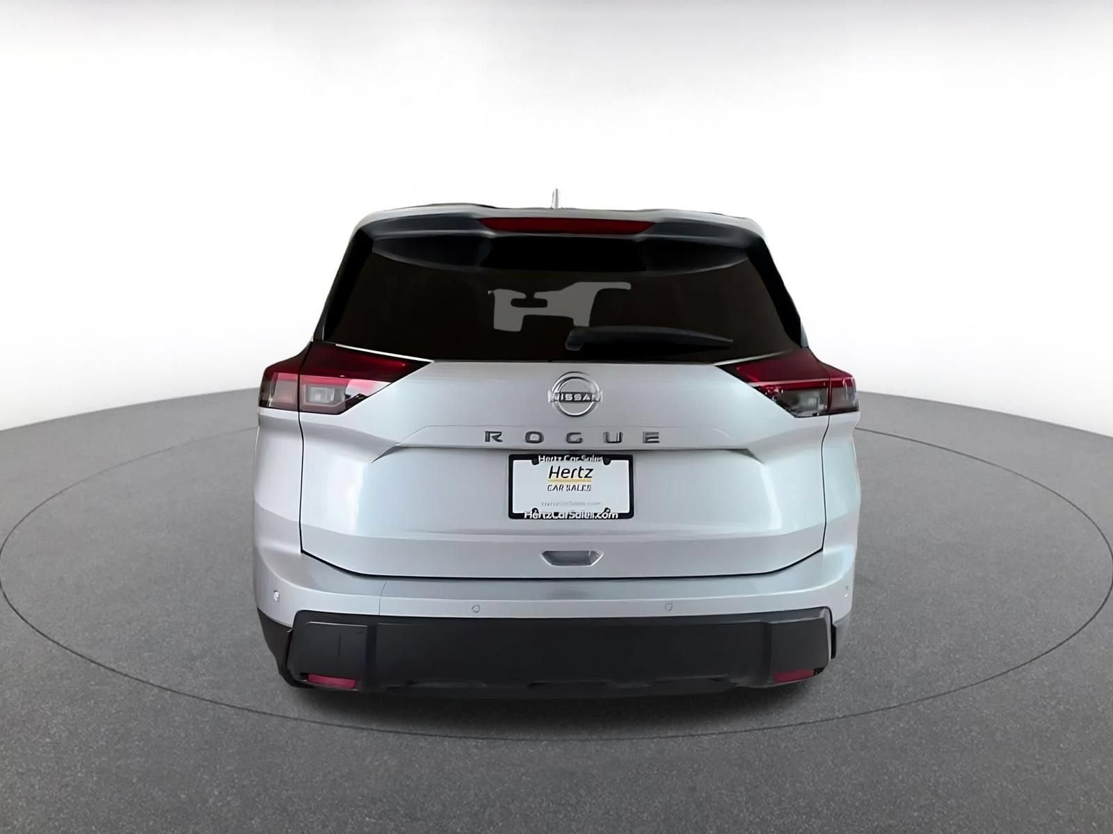 Thumbnail: 2025 Nissan Rogue - 12