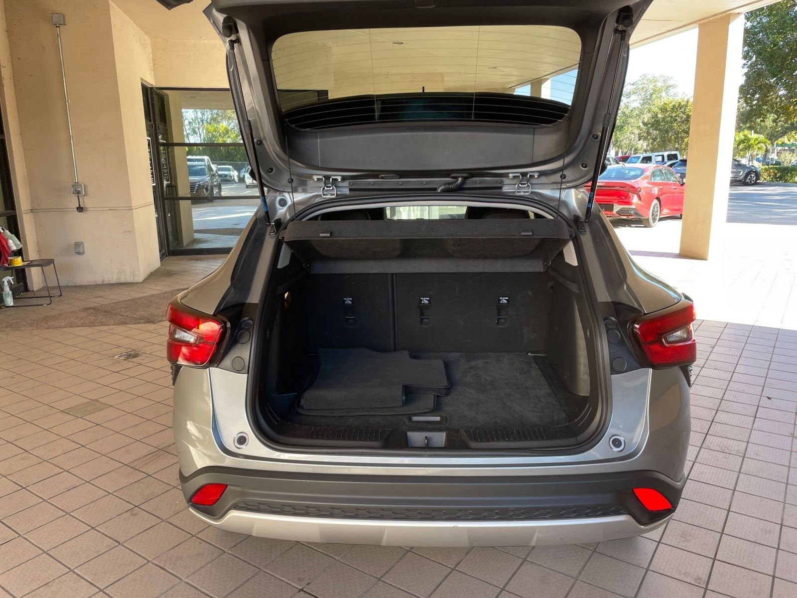 Thumbnail: 2025 Chevrolet Trax - 25