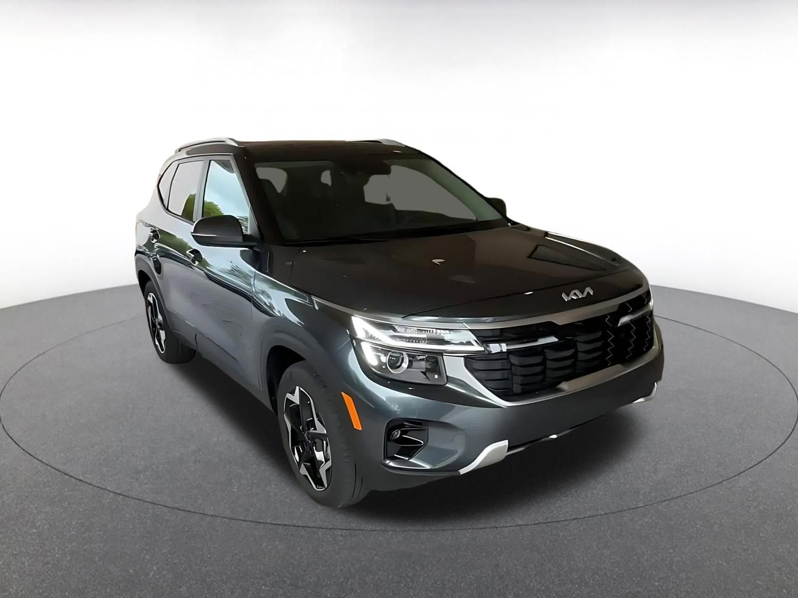 Thumbnail: 2025 Kia Seltos - 3