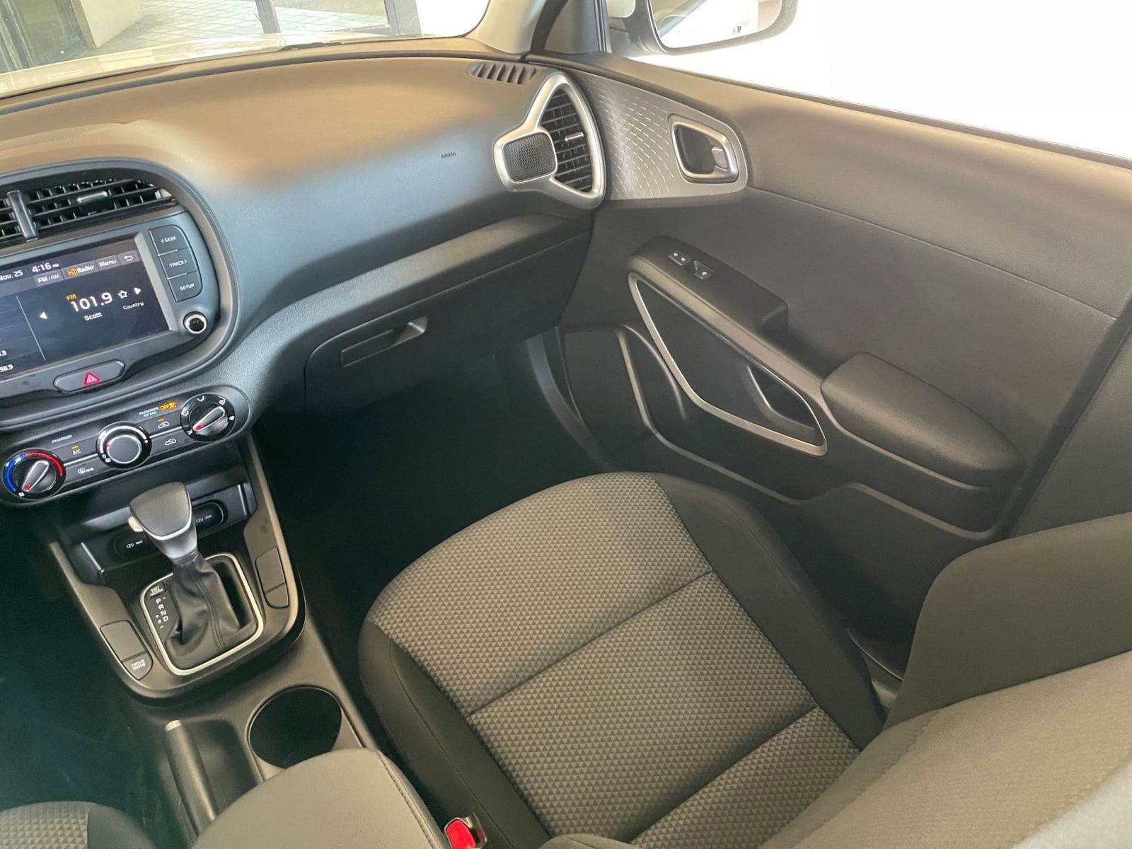 Thumbnail: 2025 Kia Soul - 33