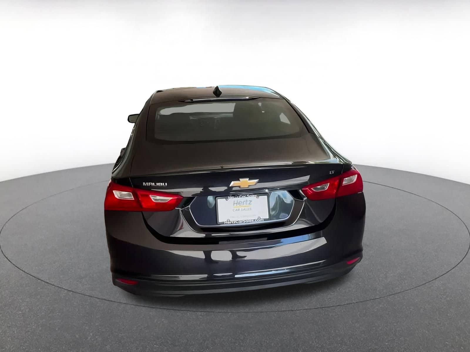 Thumbnail: 2023 Chevrolet Malibu - 12