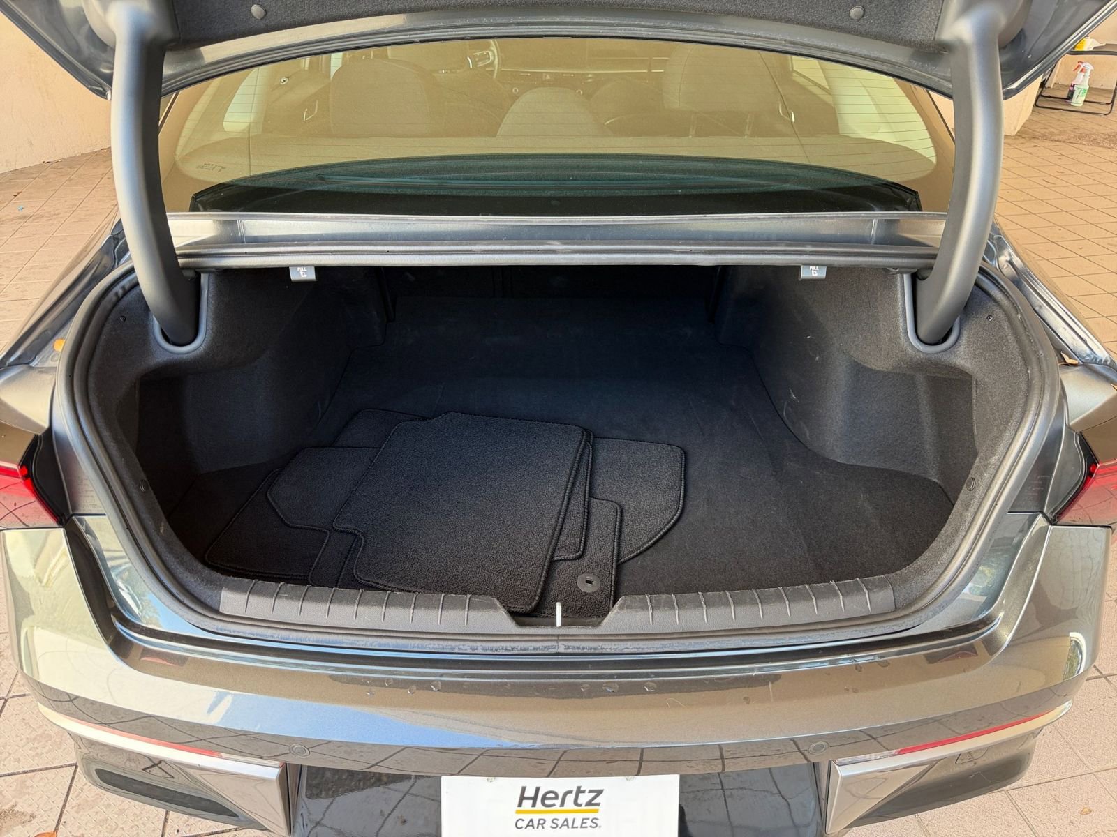 Thumbnail: 2025 Kia K5 - 25