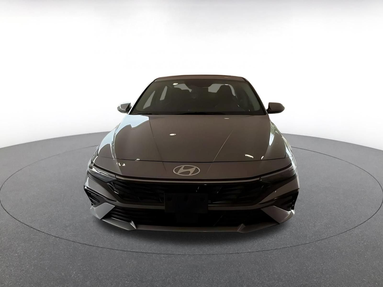 Thumbnail: 2025 Hyundai Elantra - 4