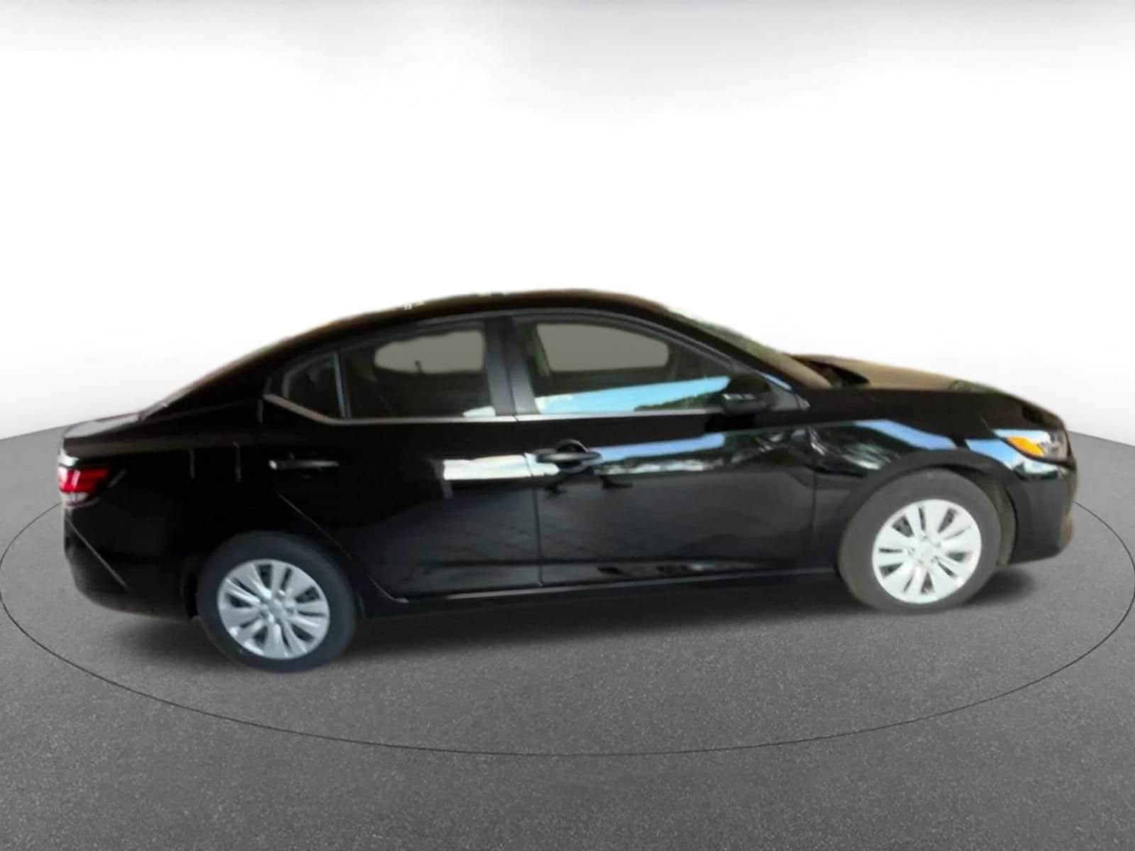 Thumbnail: 2025 Nissan Sentra - 16