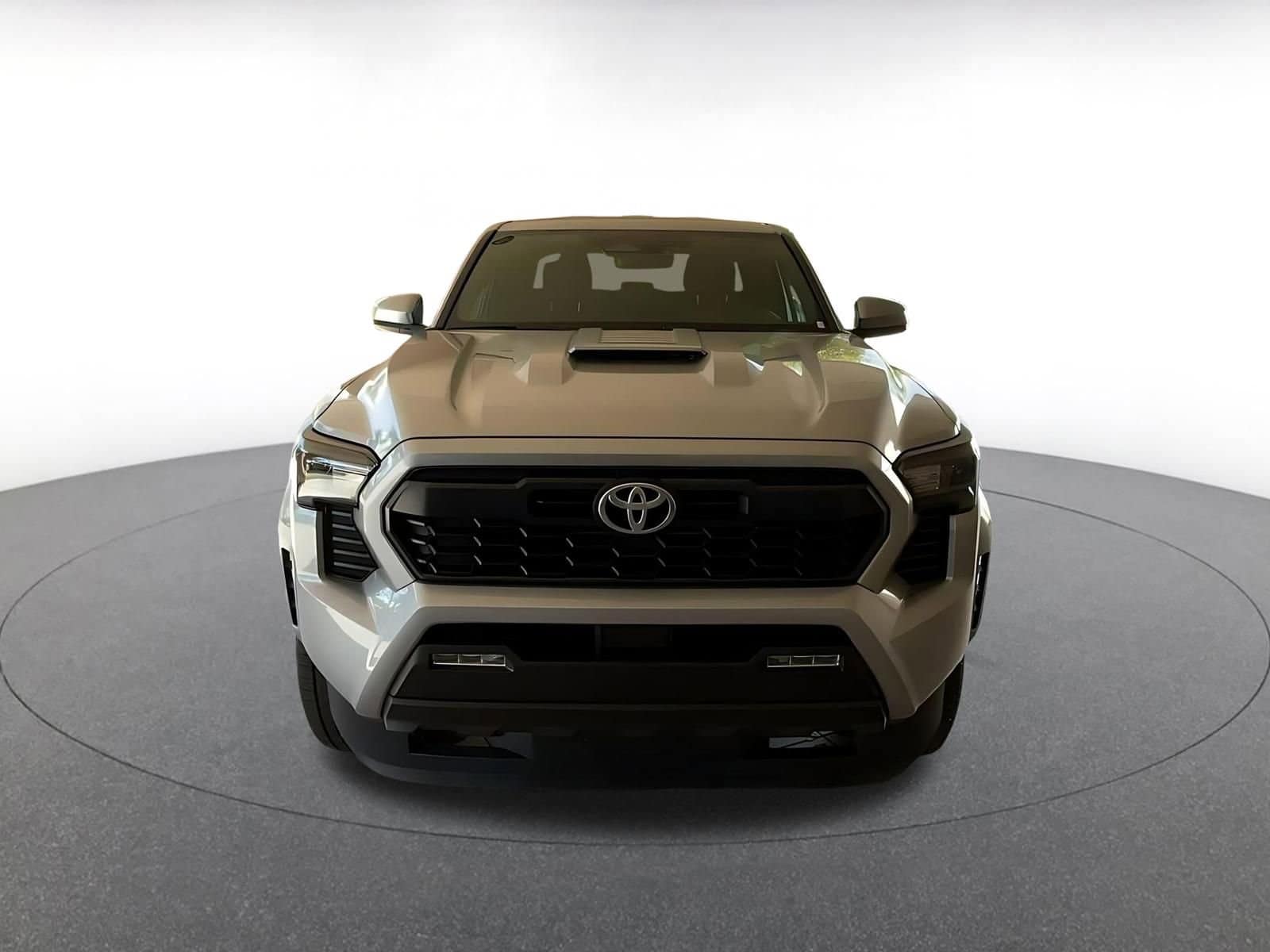 Thumbnail: 2024 Toyota Tacoma - 4