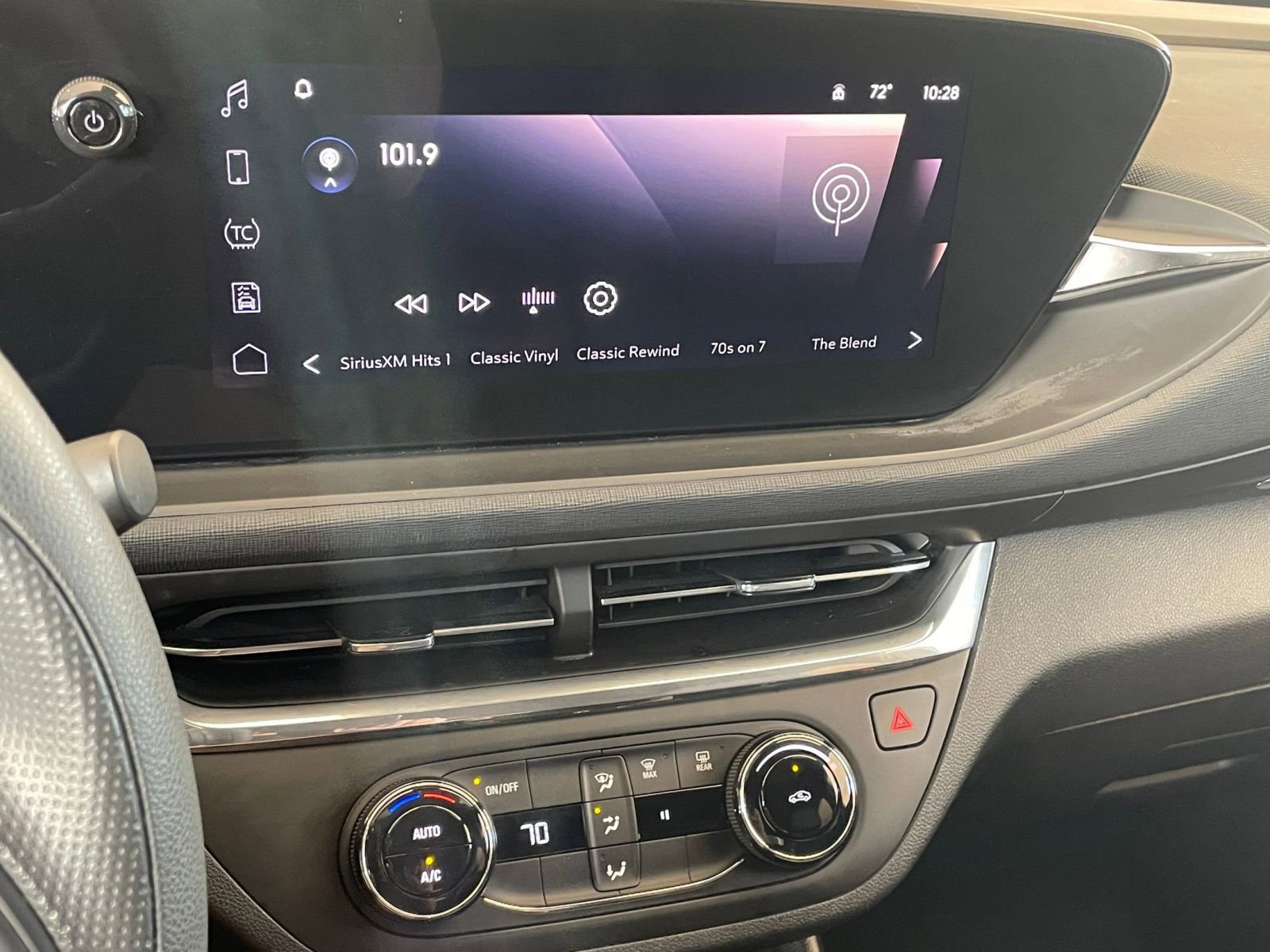 Thumbnail: 2025 Buick Envista - 18